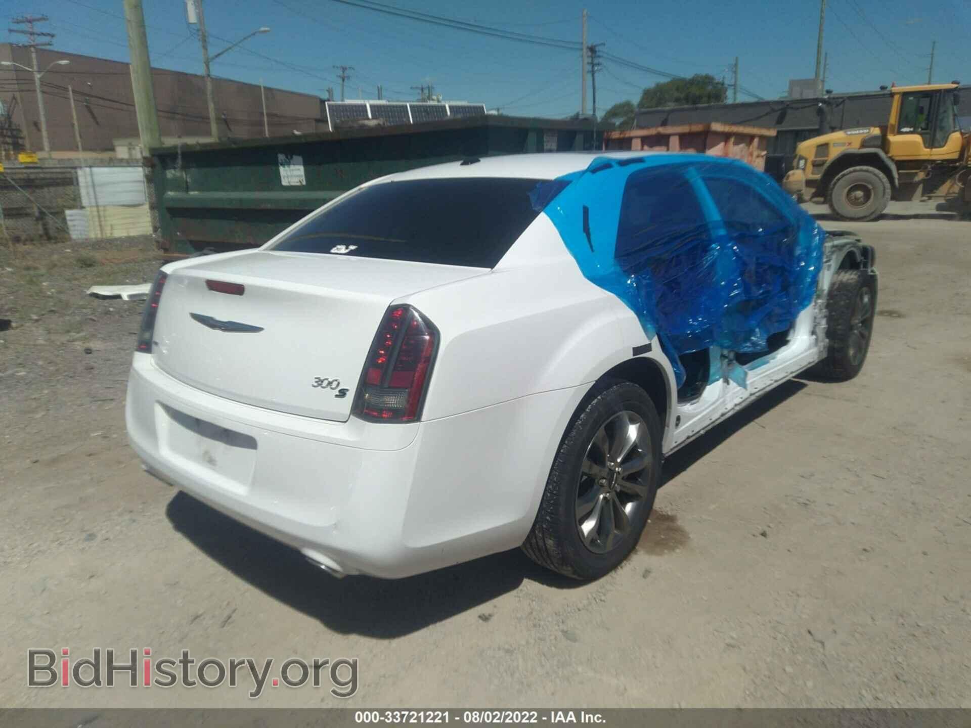 2014 CHRYSLER 300 - VIN: 2C3CCAGG0EH374354 - Photo 4