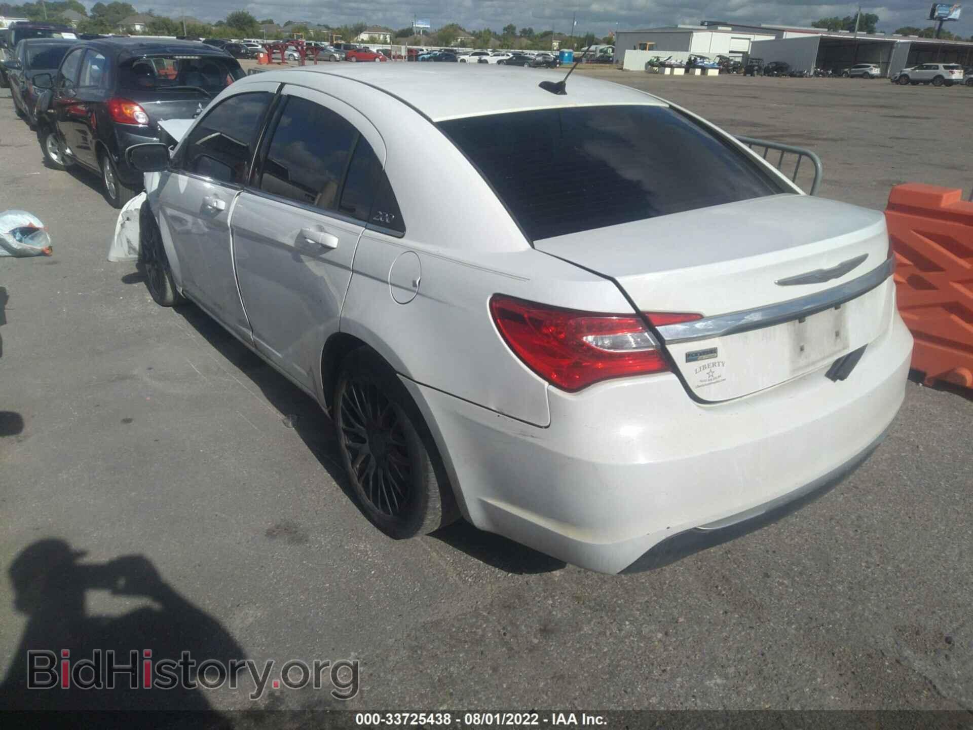 2013 CHRYSLER 200 - VIN: 1C3CCBAG2DN627341 - Photo 3