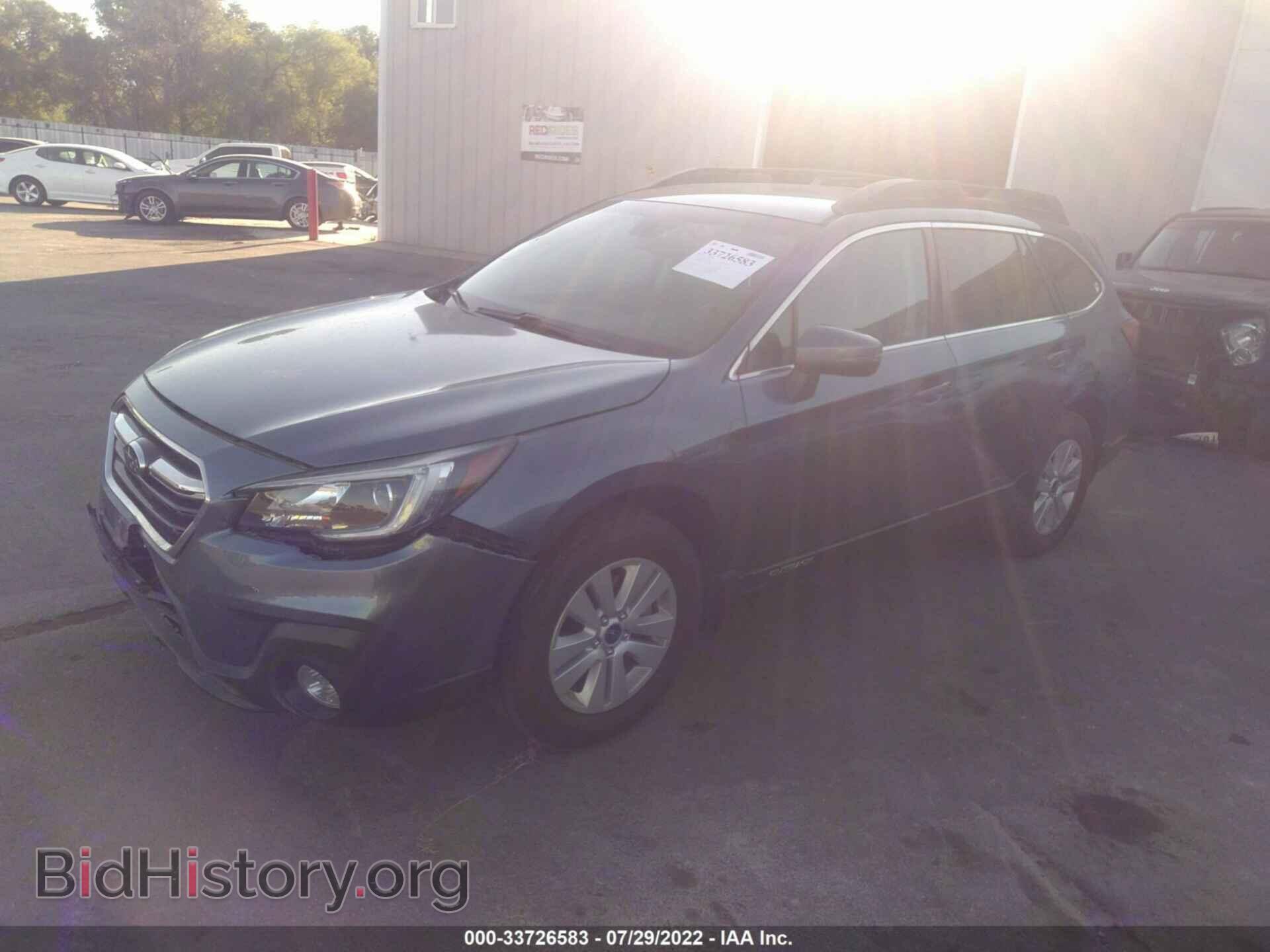 2018 SUBARU OUTBACK - VIN: 4S4BSAFC3J3309077 - Photo 2