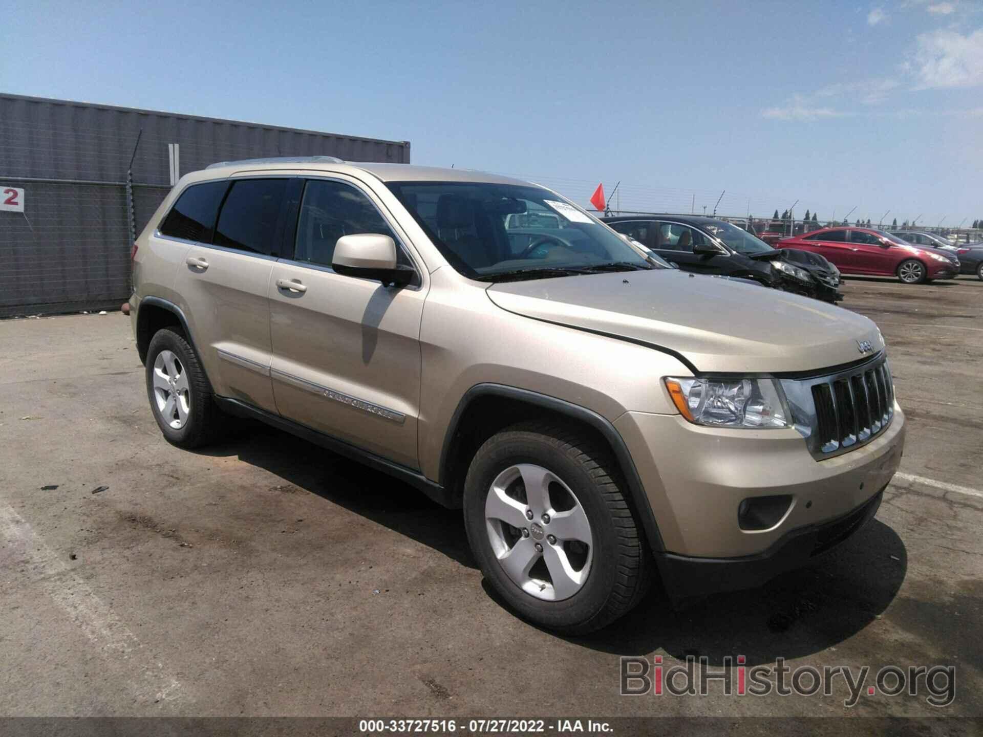 Photo 1J4RR4GT5BC608497 - JEEP GRAND CHEROKEE 2011