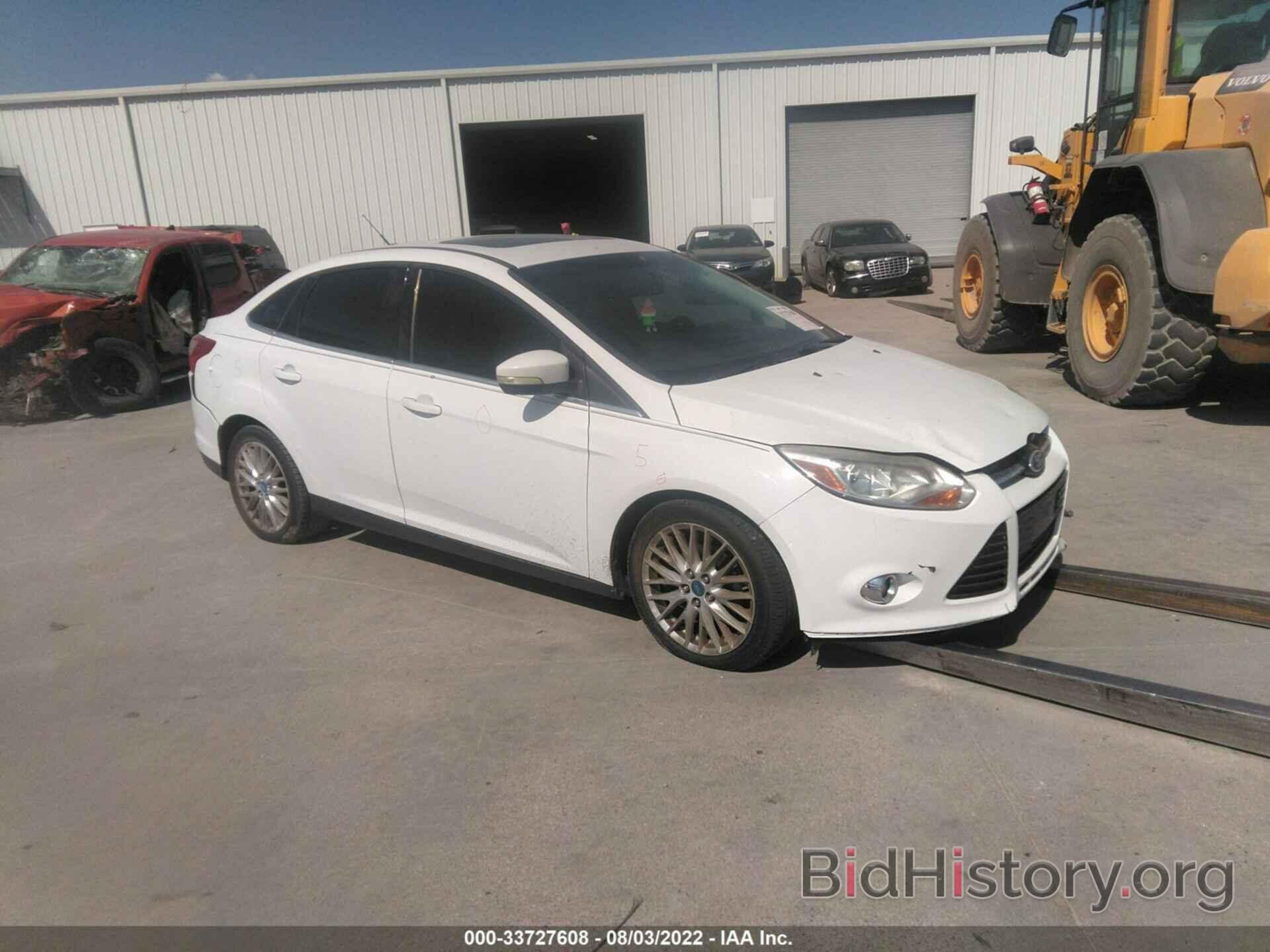 Photo 1FAHP3H23CL190181 - FORD FOCUS 2012