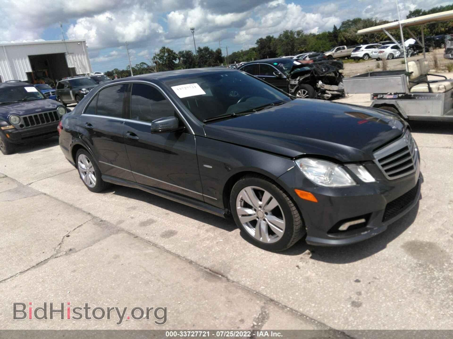 Фотография WDDHF2EBXBA294243 - MERCEDES-BENZ E-CLASS 2011