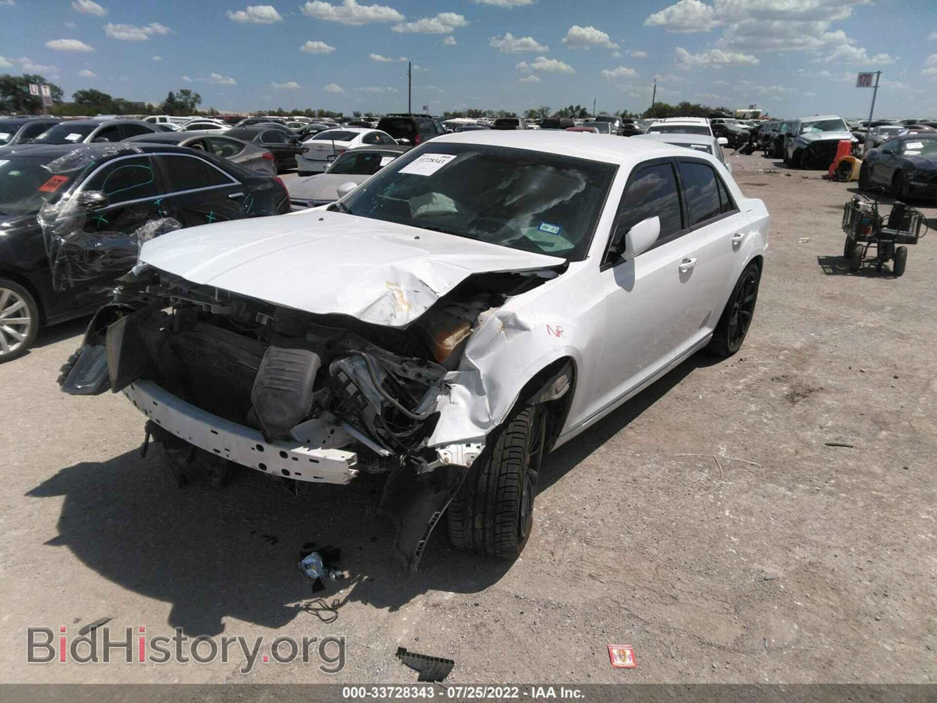 2014 CHRYSLER 300 - VIN: 2C3CCAGG0EH384365 - Photo 2