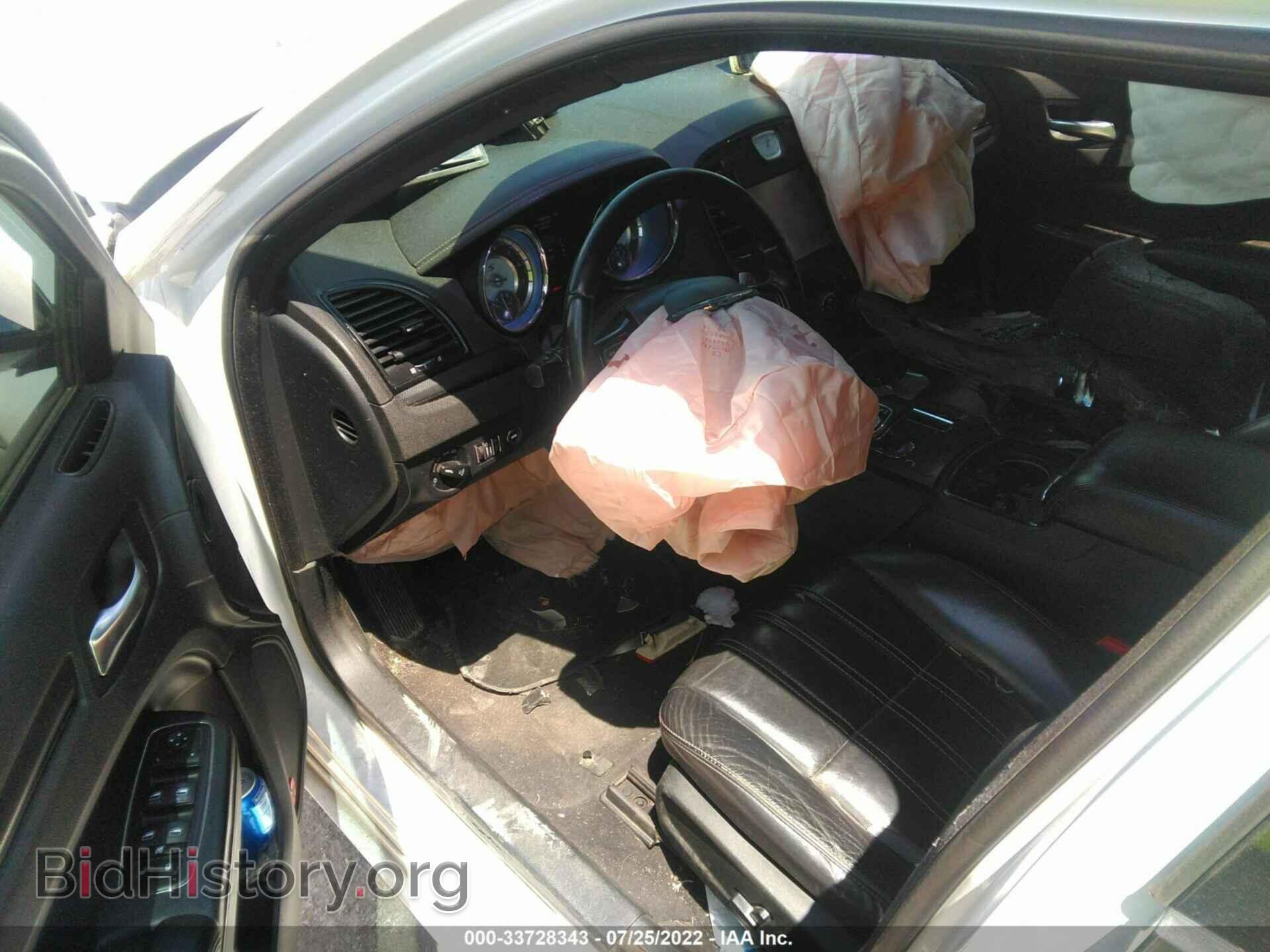 2014 CHRYSLER 300 - VIN: 2C3CCAGG0EH384365 - Photo 5