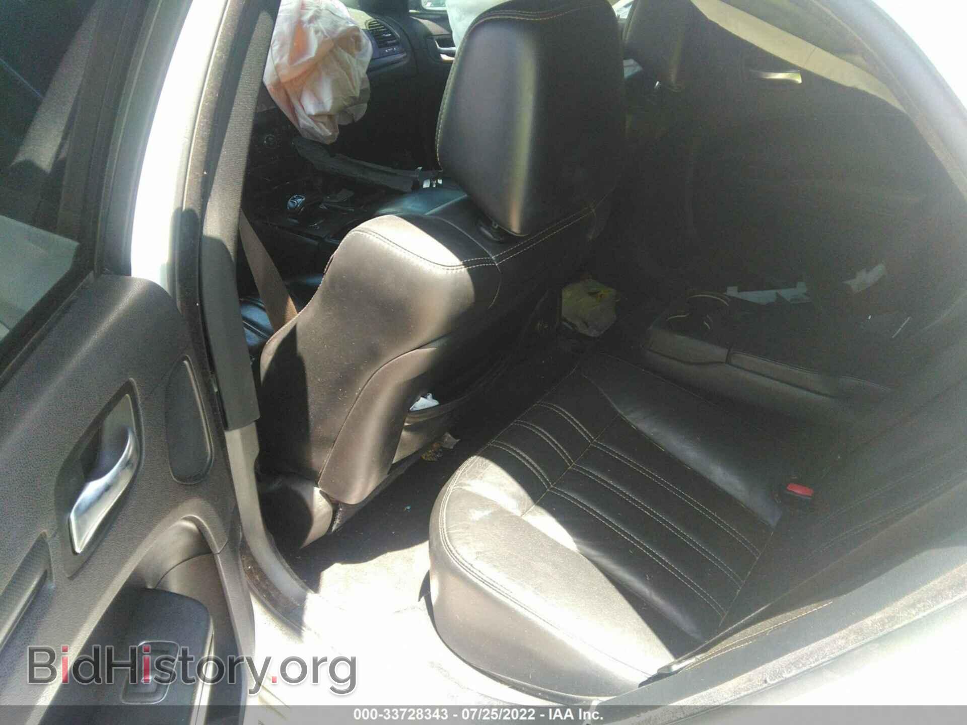 2014 CHRYSLER 300 - VIN: 2C3CCAGG0EH384365 - Photo 8