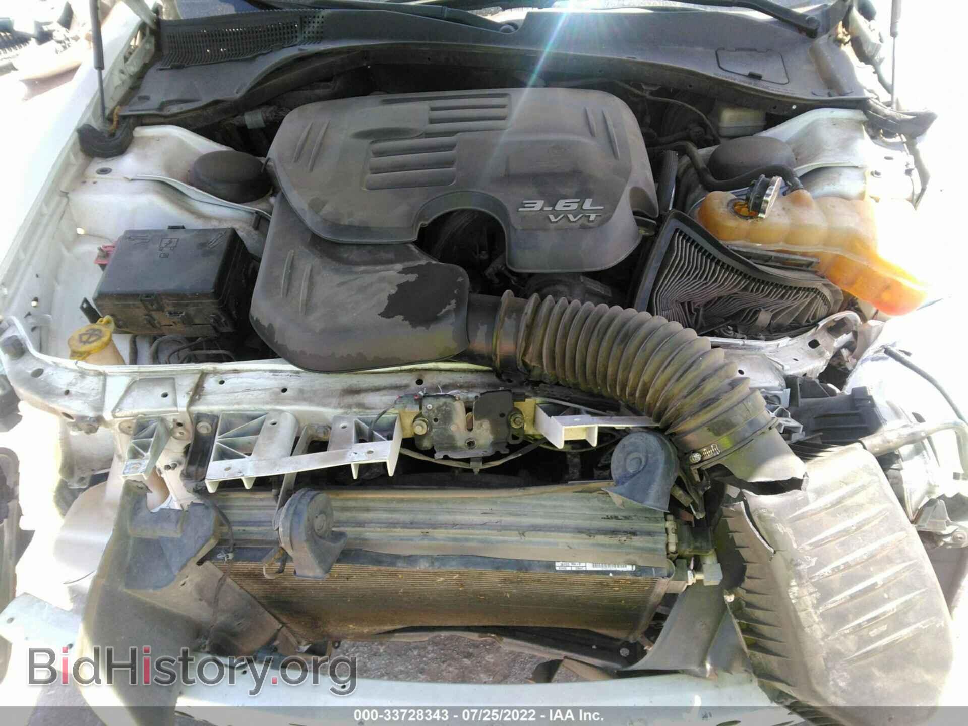 2014 CHRYSLER 300 - VIN: 2C3CCAGG0EH384365 - Photo 10