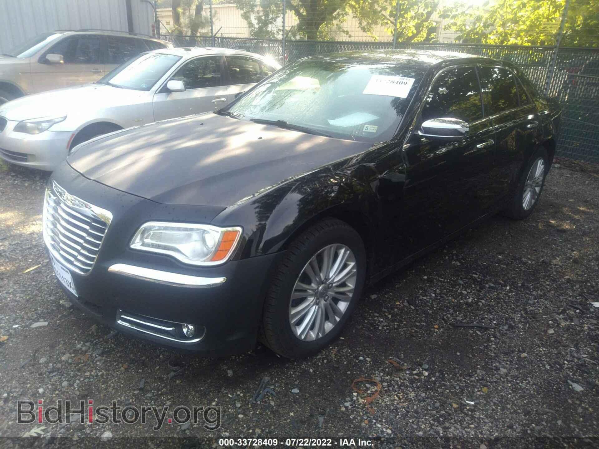2013 CHRYSLER 300 - VIN: 2C3CCAKTXDH712426 - Фото 2