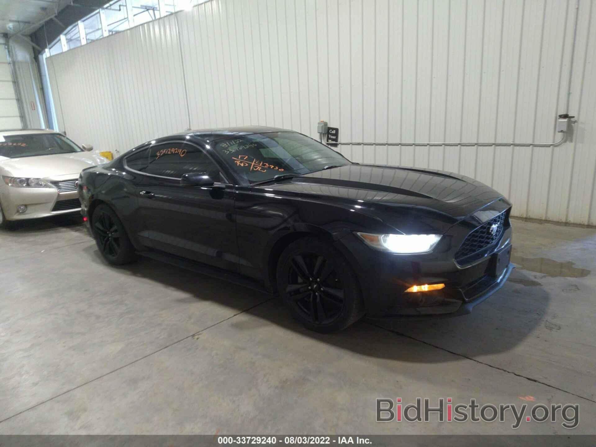 Photo 1FA6P8TH5H5220020 - FORD MUSTANG 2017