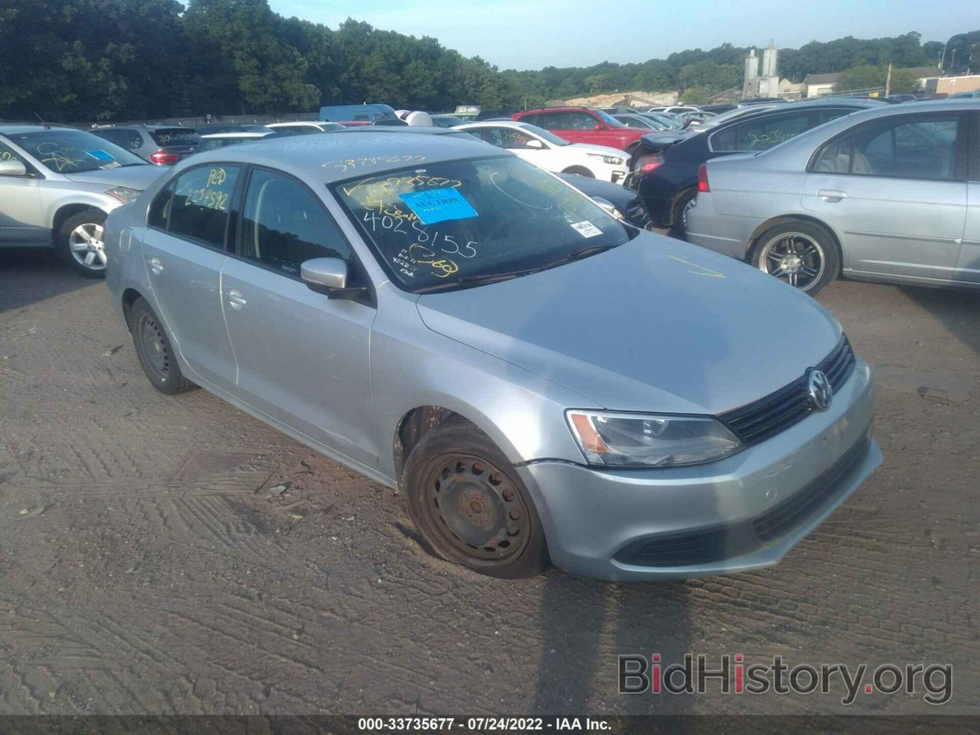 Photo 3VWDX7AJXBM345658 - VOLKSWAGEN JETTA SEDAN 2011