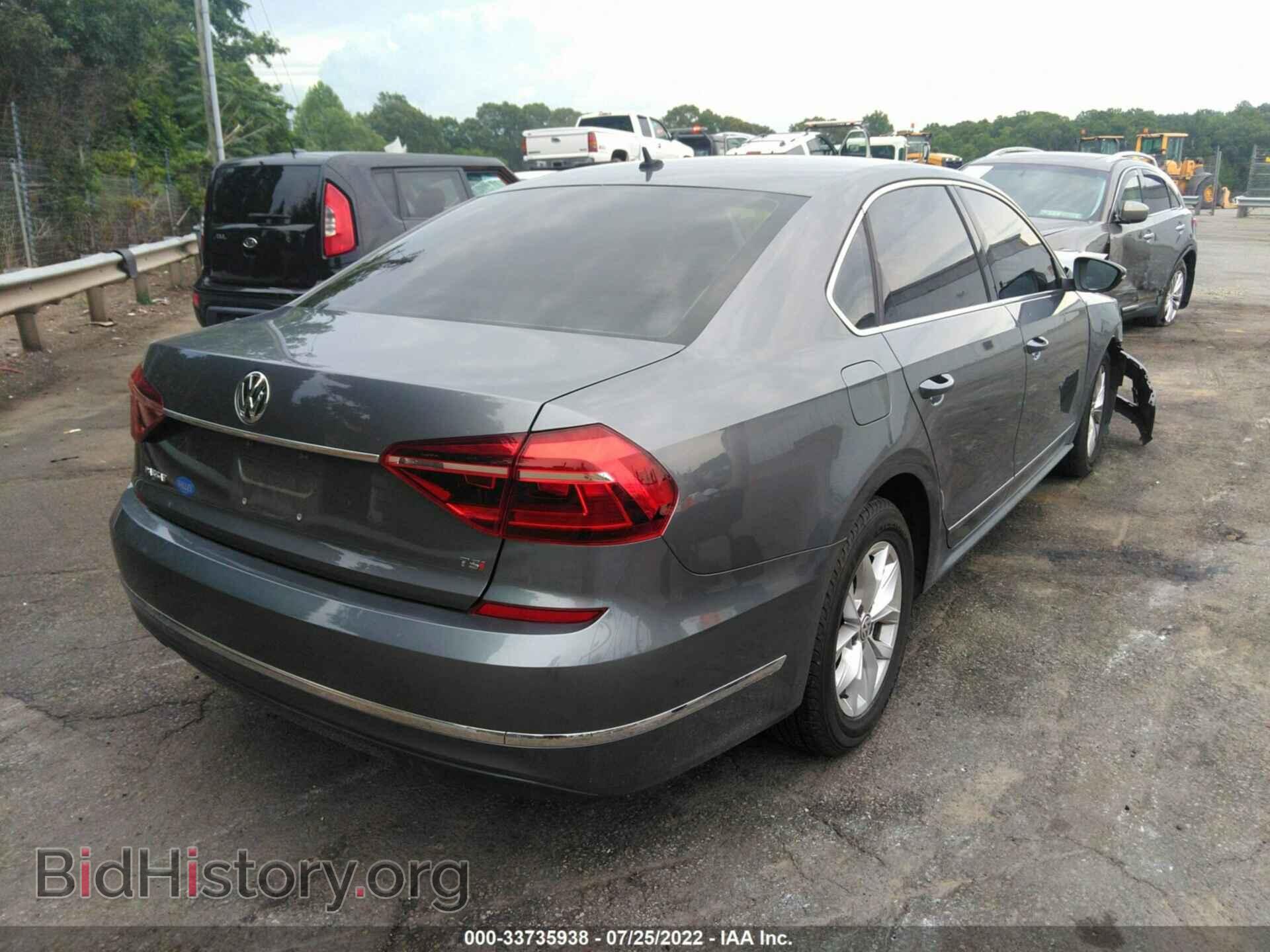 2017 VOLKSWAGEN PASSAT - VIN: 1VWAT7A36HC067920 - Фото 4