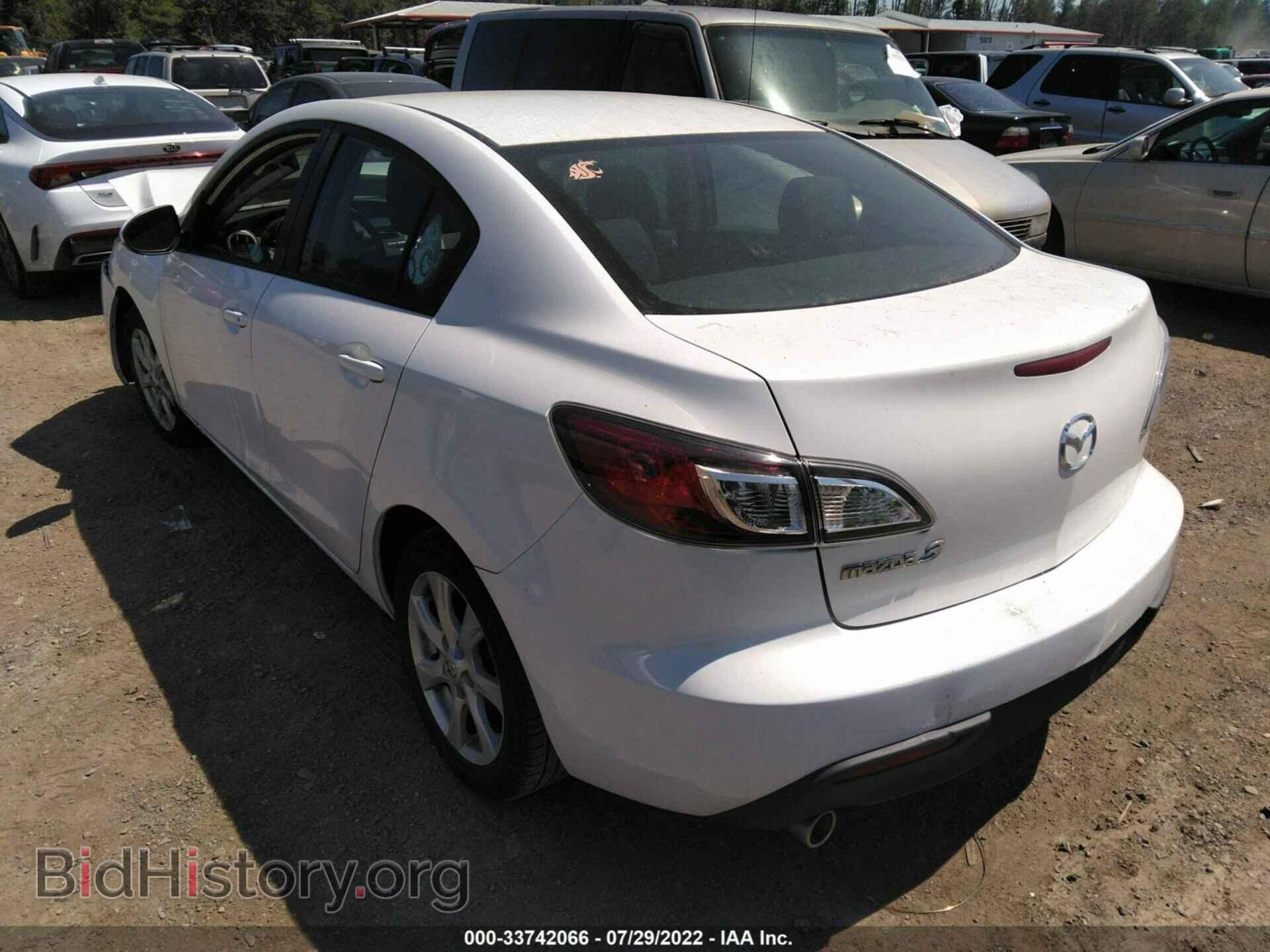 2011 MAZDA MAZDA3 - VIN: JM1BL1VG8B1357595 - Фото 3