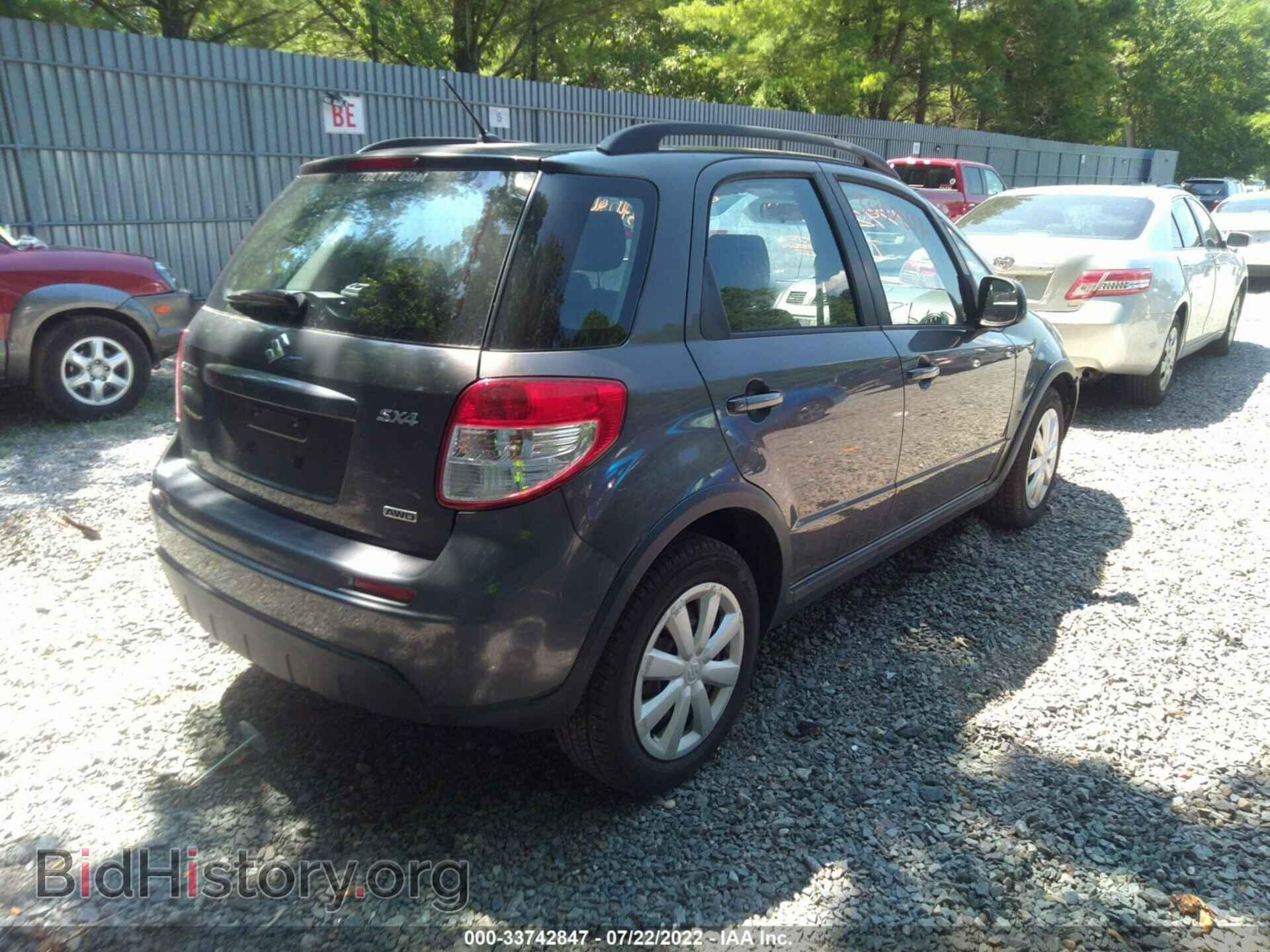 2010 SUZUKI SX4 - VIN: JS2YB5A30A6311063 - Фото 4