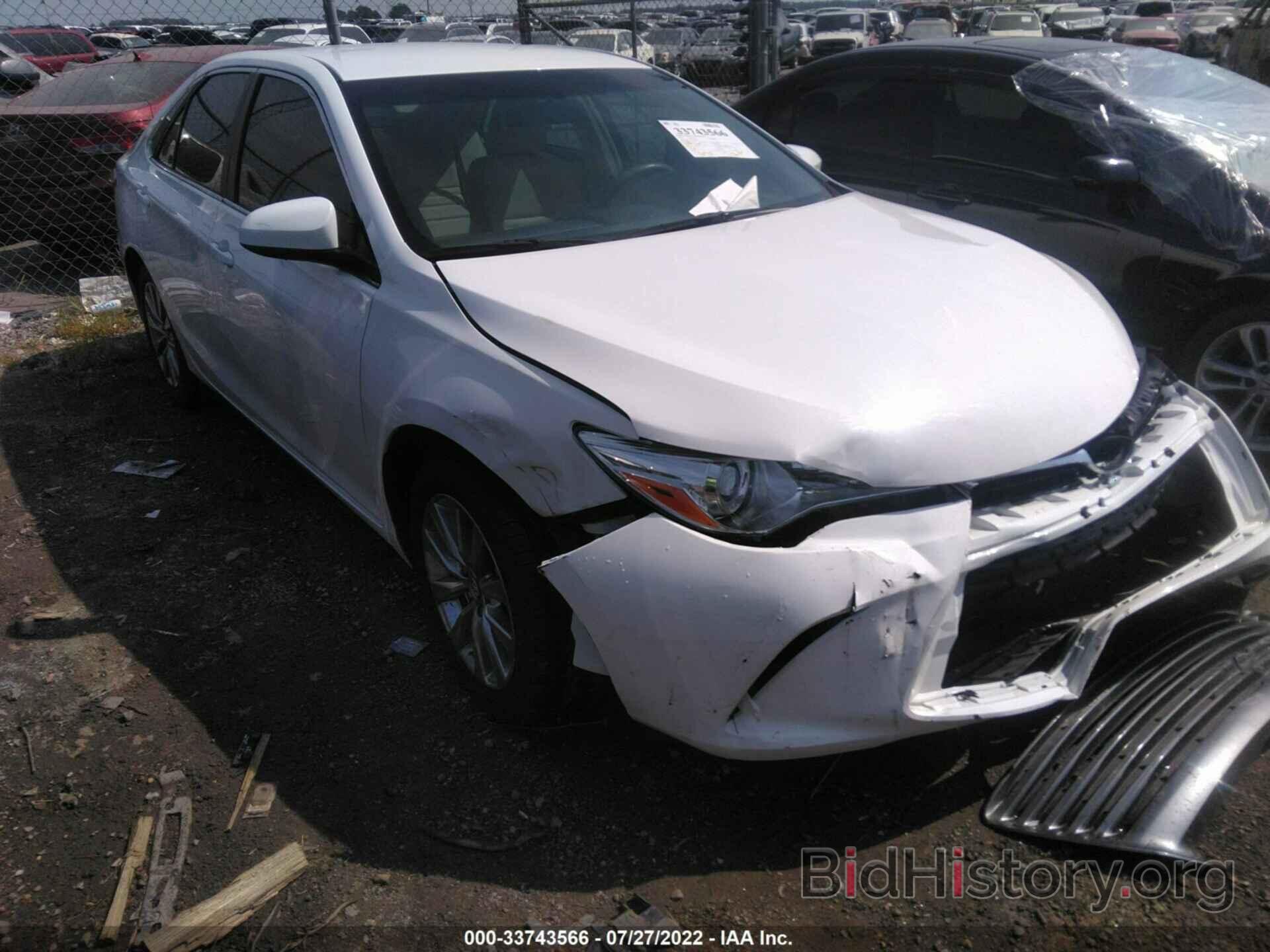 Photo 4T4BF1FK3FR472072 - TOYOTA CAMRY 2015
