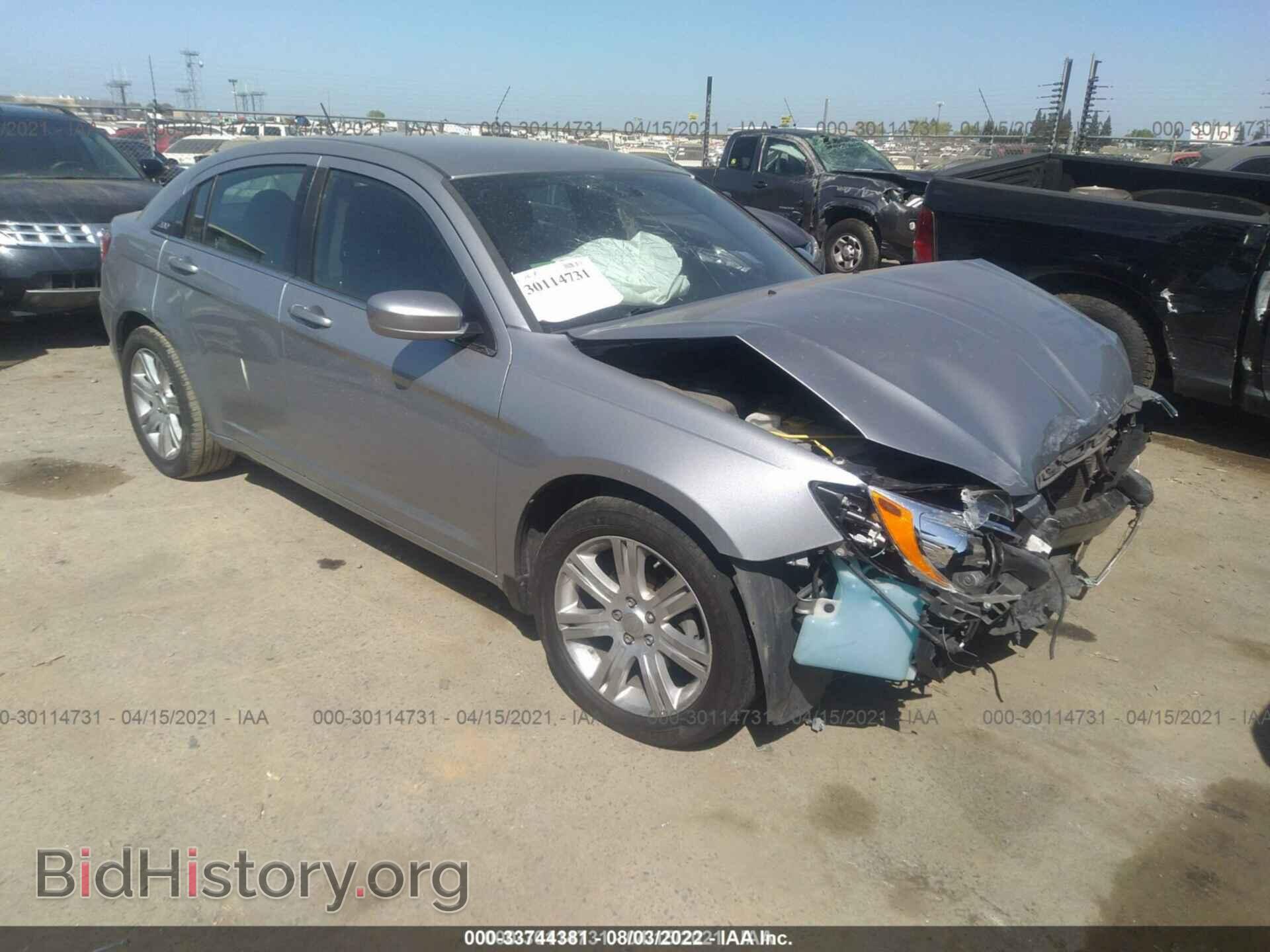 Photo 1C3CCBAB0DN705653 - CHRYSLER 200 2013