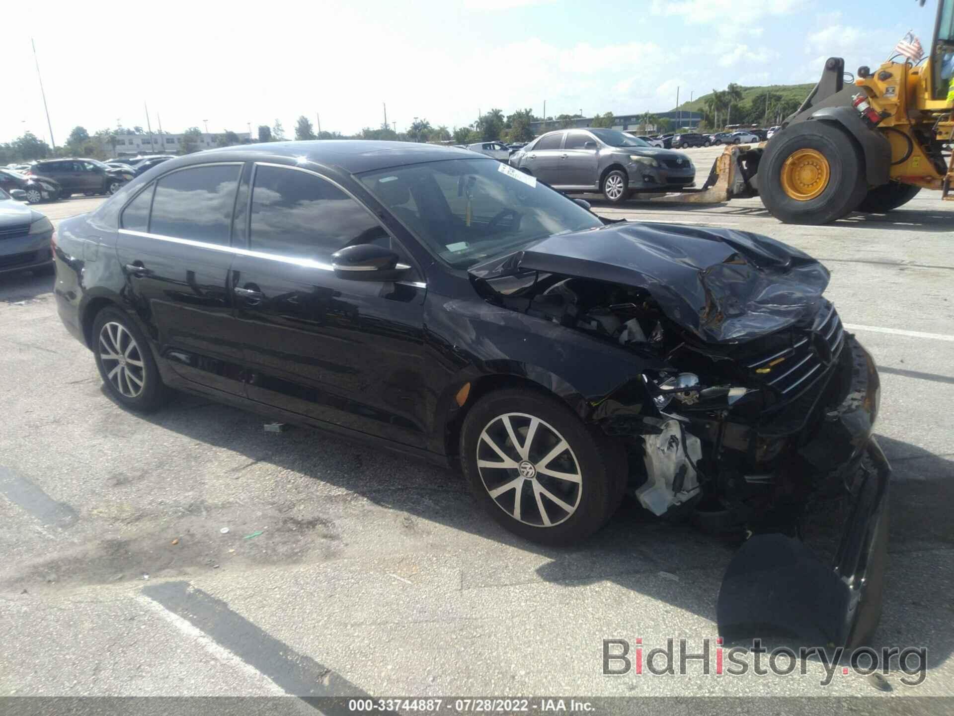 Photo 3VWDB7AJ2JM221784 - VOLKSWAGEN JETTA 2018