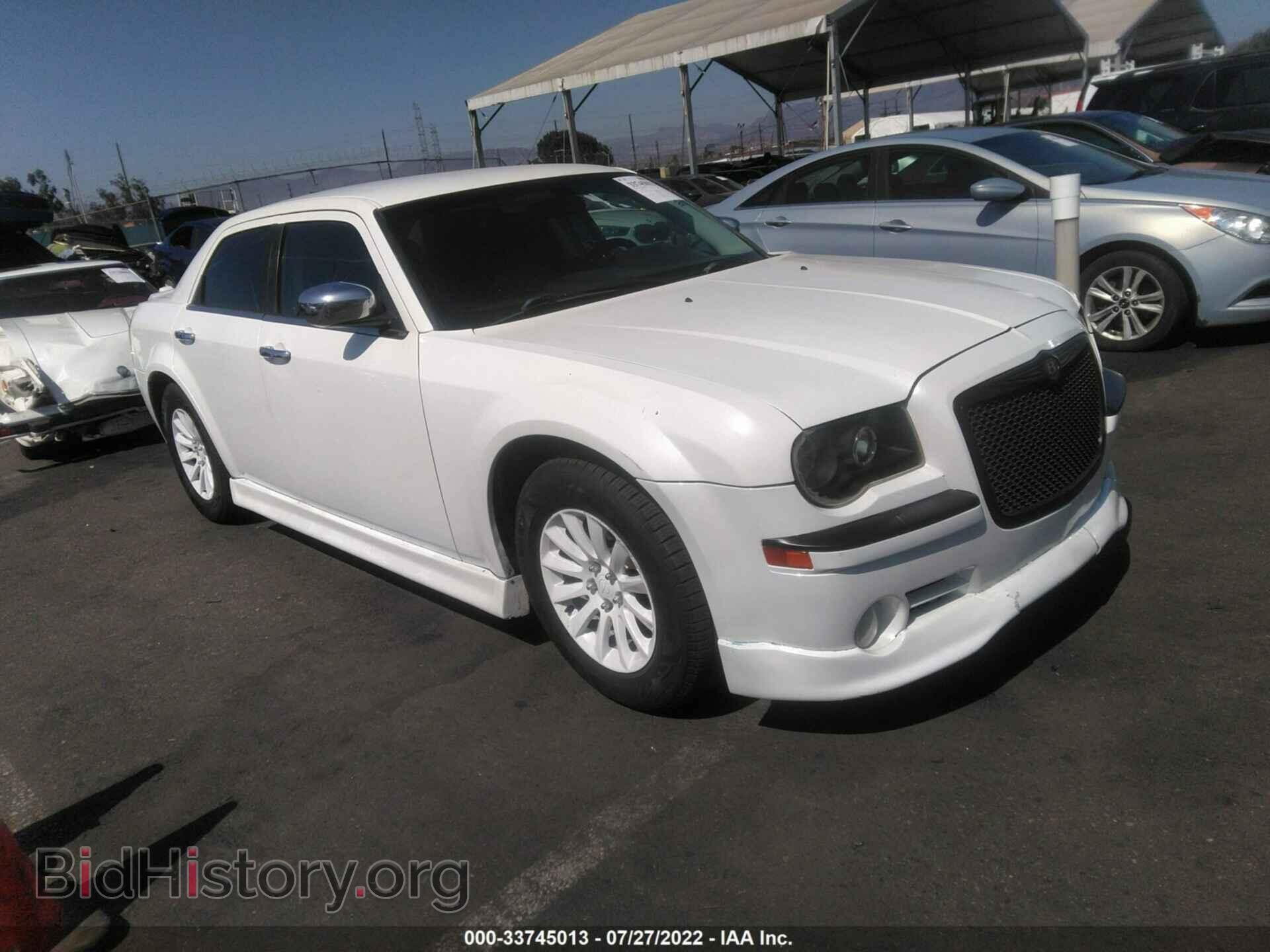 Photo 2C3CA5CV6AH307205 - CHRYSLER 300 2010