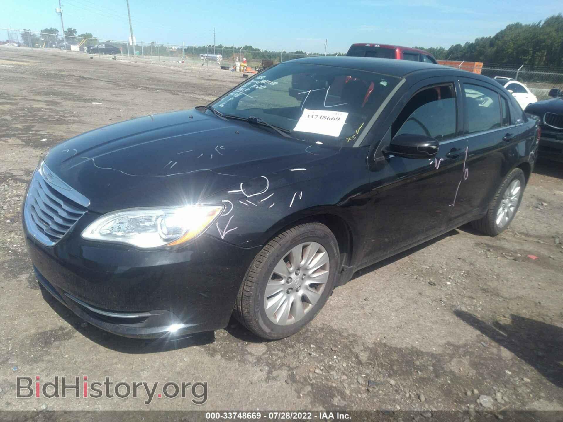 2014 CHRYSLER 200 - VIN: 1C3CCBAB1EN168499 - Фото 2