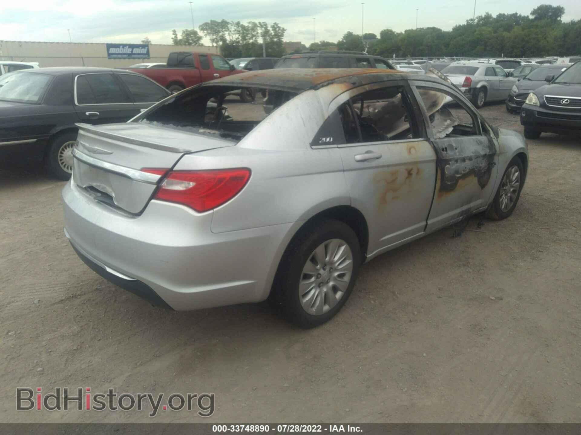 2012 CHRYSLER 200 - VIN: 1C3CCBAB6CN100888 - Фото 4