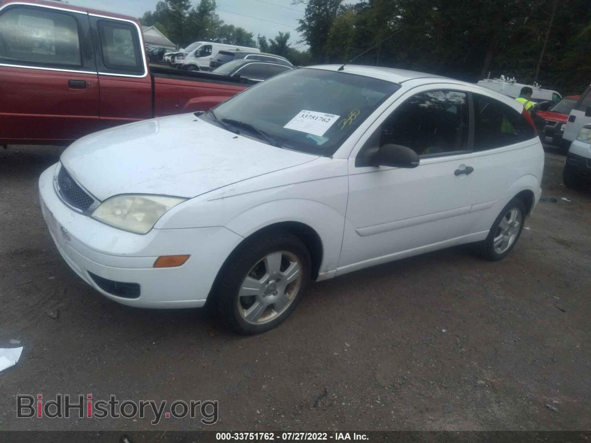 2007 FORD FOCUS - VIN: 1FAHP31N07W147524 - Фото 2