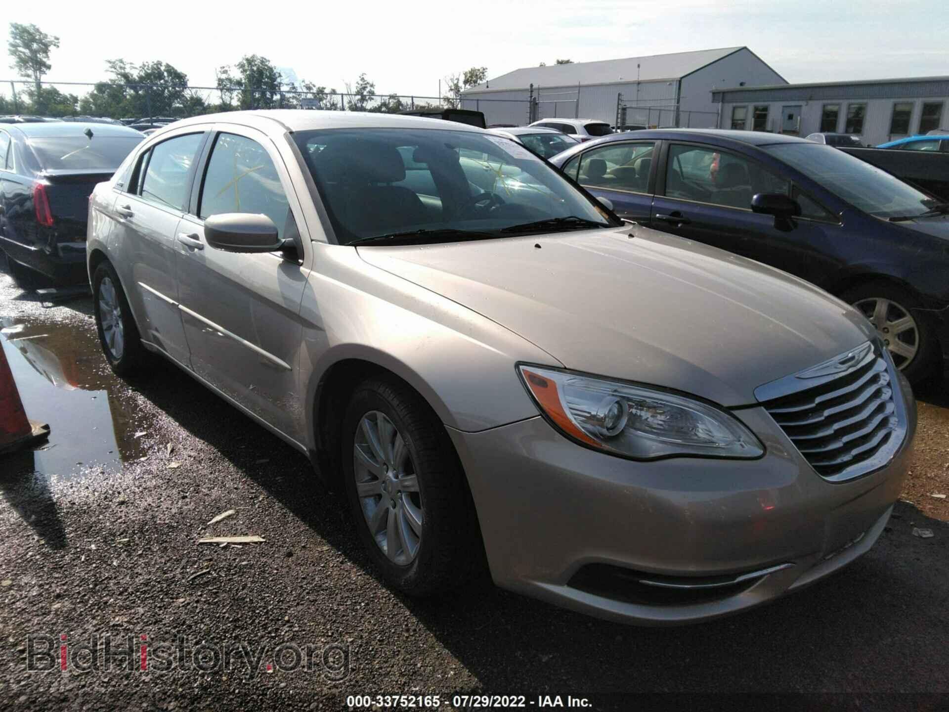 Photo 1C3CCBBB9DN655902 - CHRYSLER 200 2013