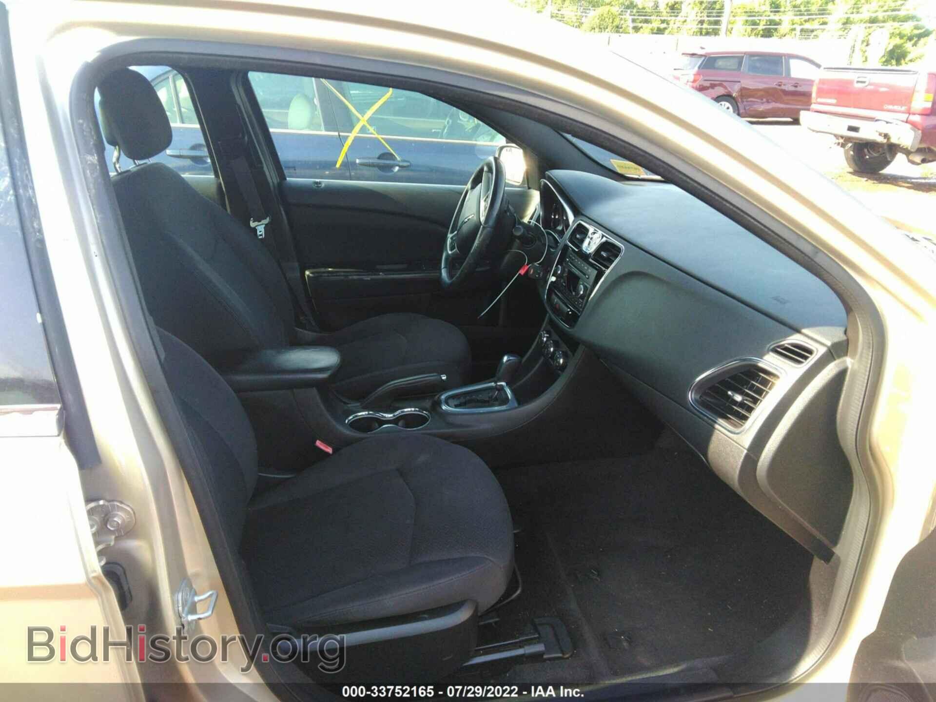 2013 CHRYSLER 200 - VIN: 1C3CCBBB9DN655902 - Photo 5