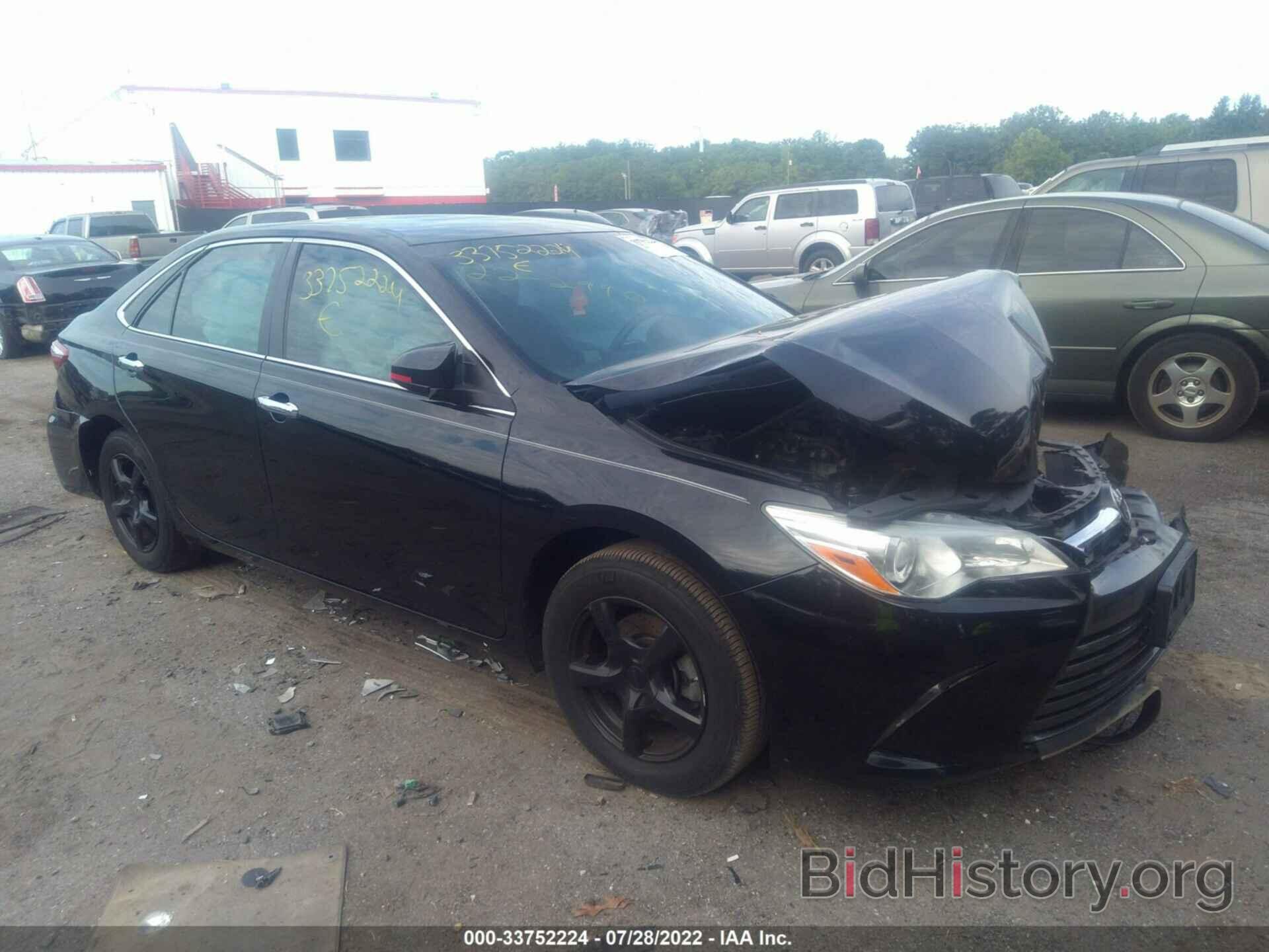 Photo 4T4BF1FK3FR445051 - TOYOTA CAMRY 2015