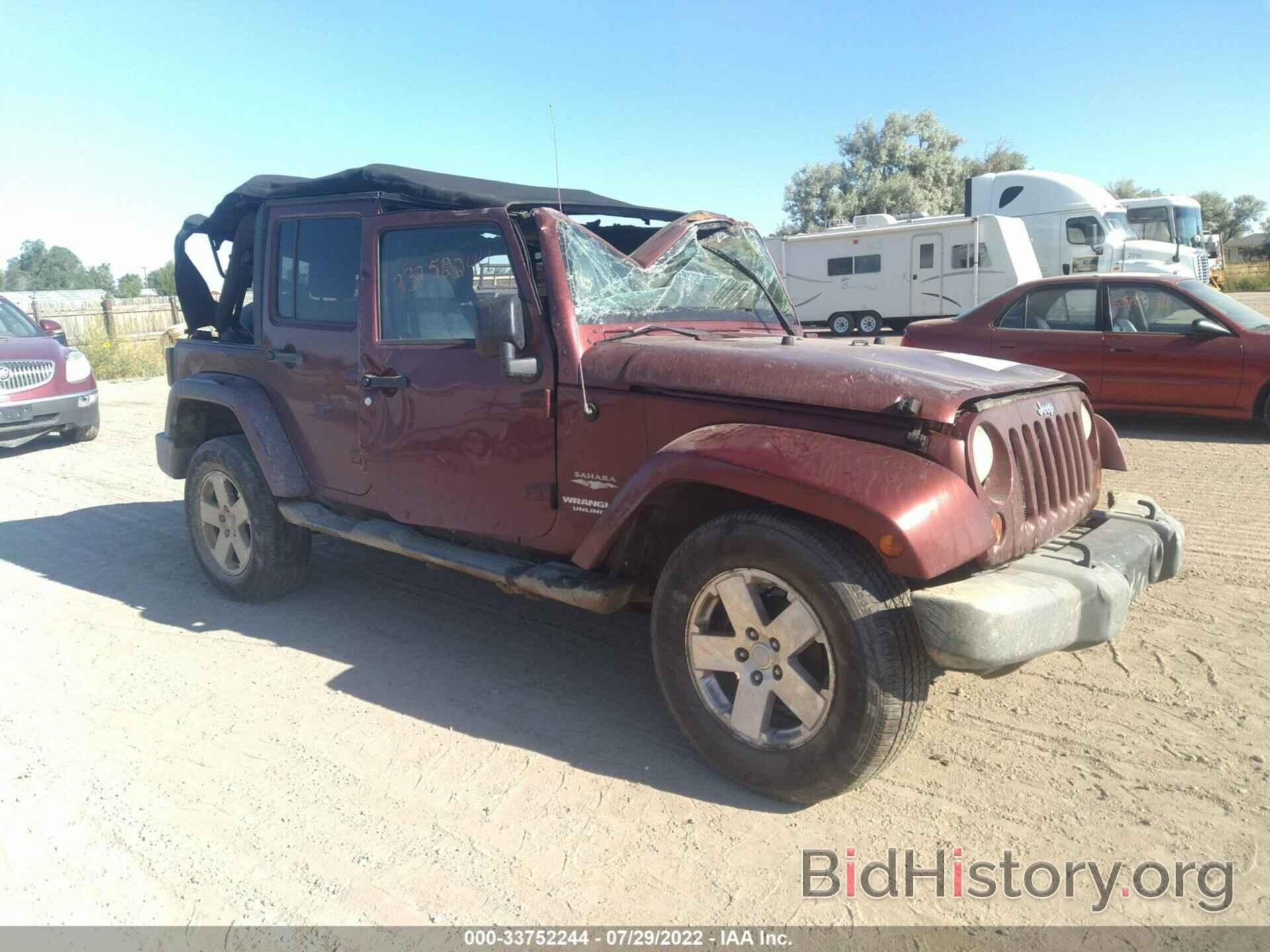 Photo 1J8GB59188L554259 - JEEP WRANGLER 2008