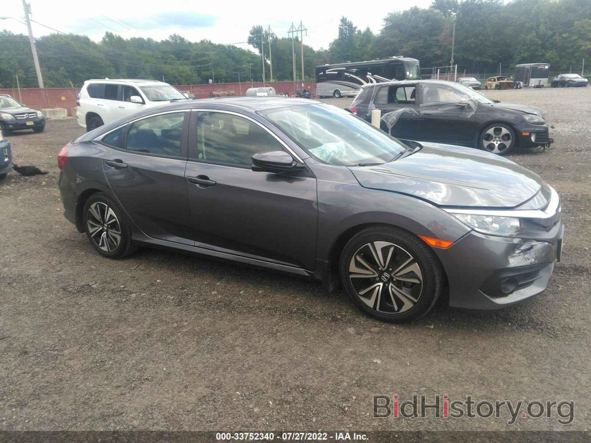 Photo JHMFC1F3XJX030218 - HONDA CIVIC SEDAN 2018