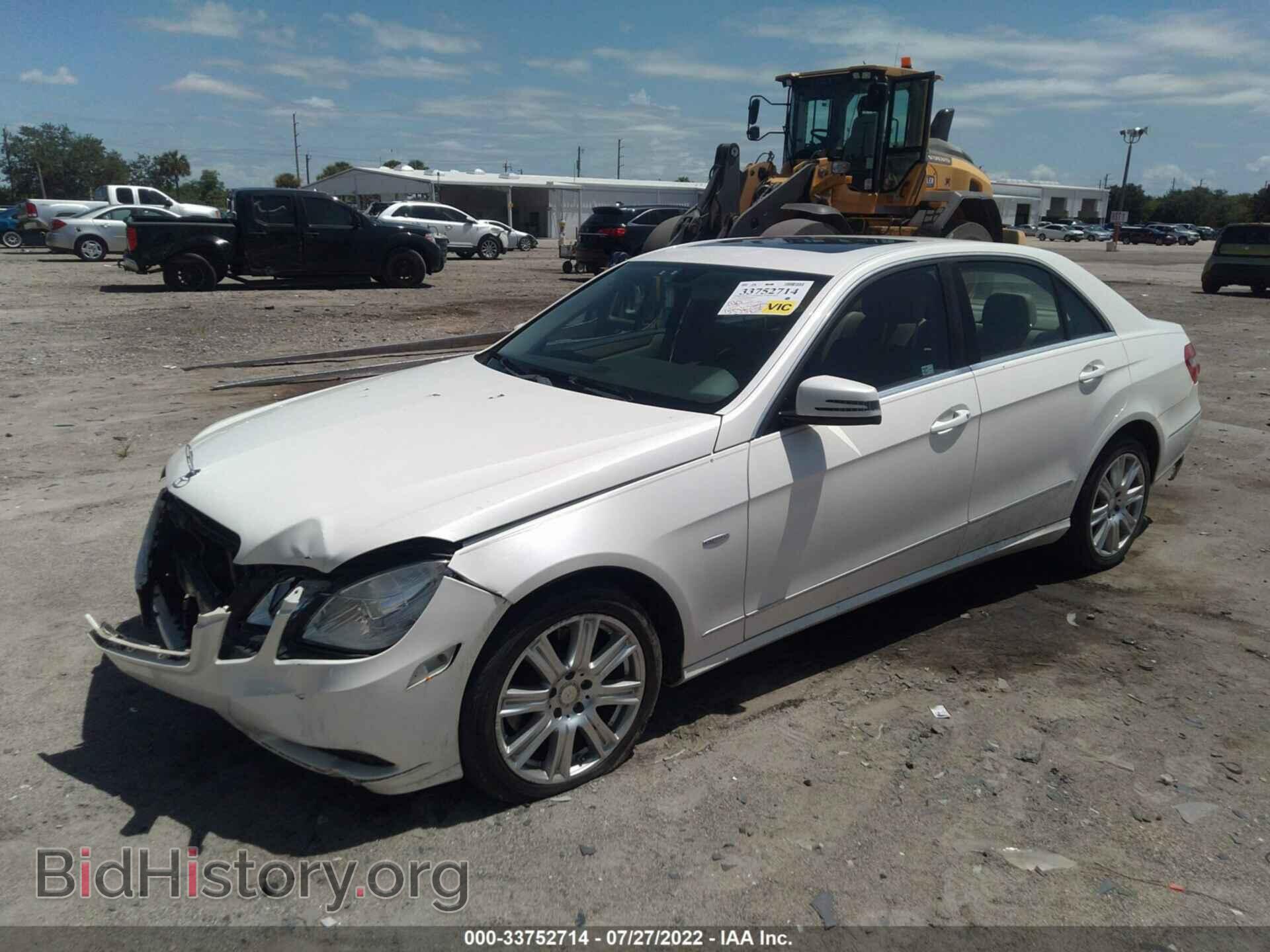 2012 MERCEDES-BENZ E-CLASS - VIN: WDDHF5KB8CA582348 - Фото 2