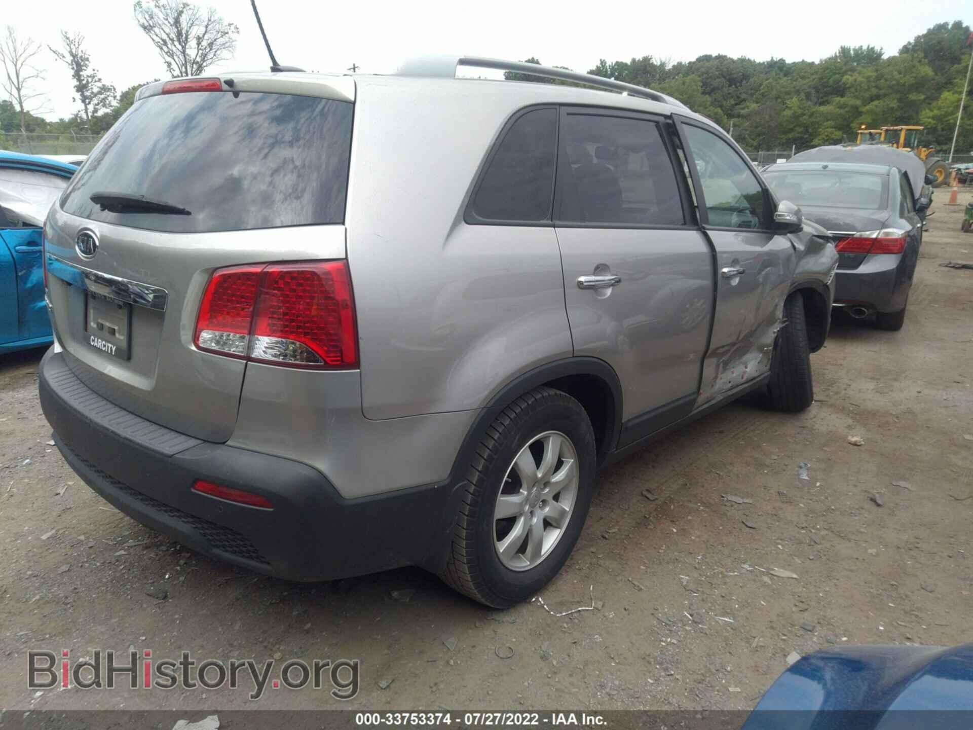 2013 KIA SORENTO - VIN: 5XYKTCA64DG390539 - Фото 4