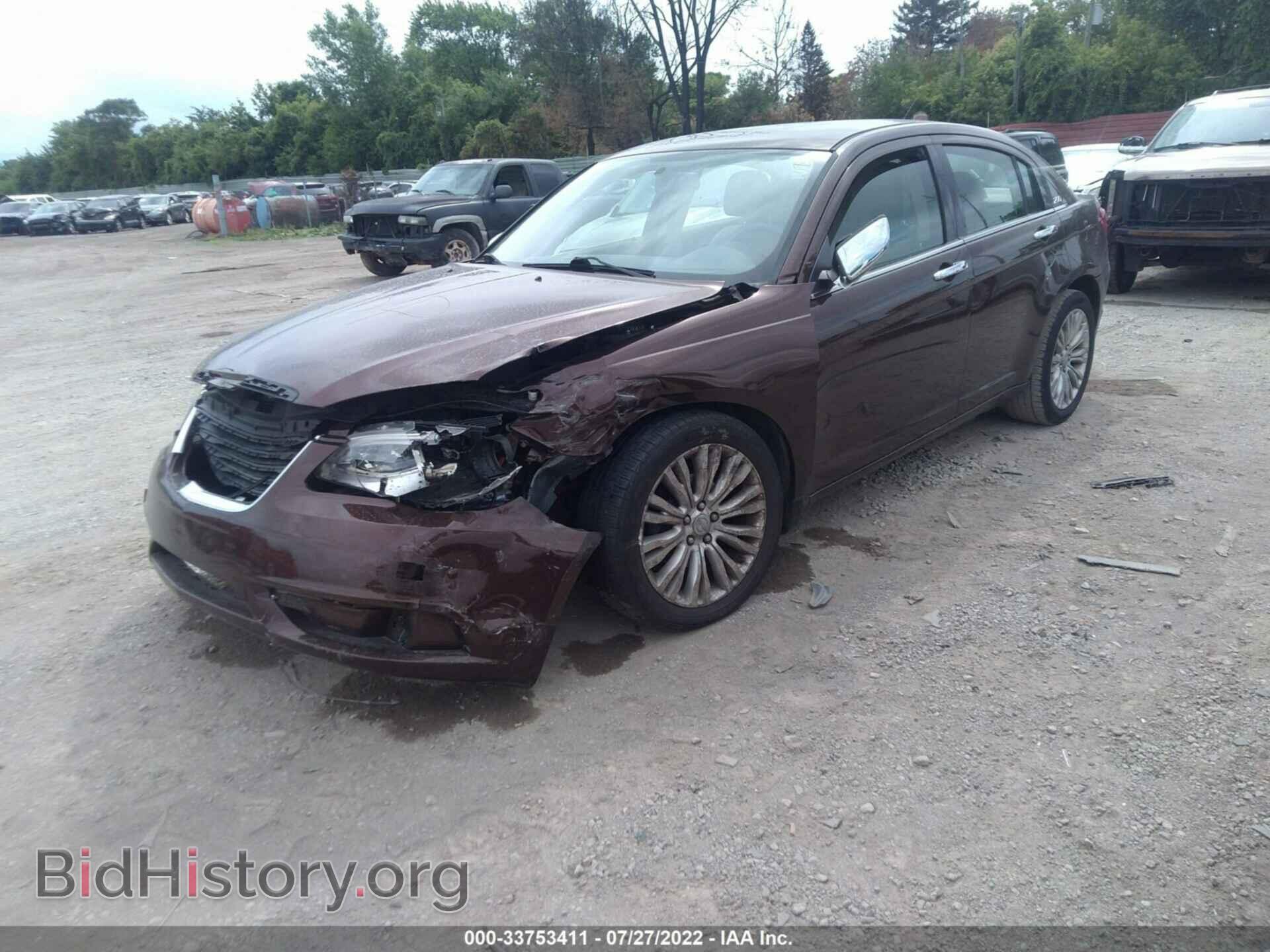 2013 CHRYSLER 200 - VIN: 1C3CCBCGXDN546603 - Фото 2