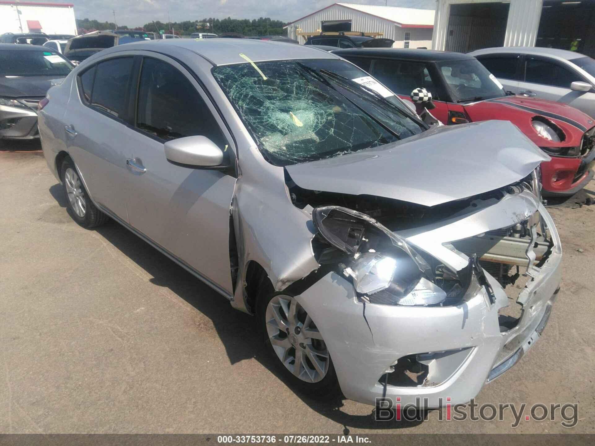 Photo 3N1CN7APXJL864791 - NISSAN VERSA SEDAN 2018