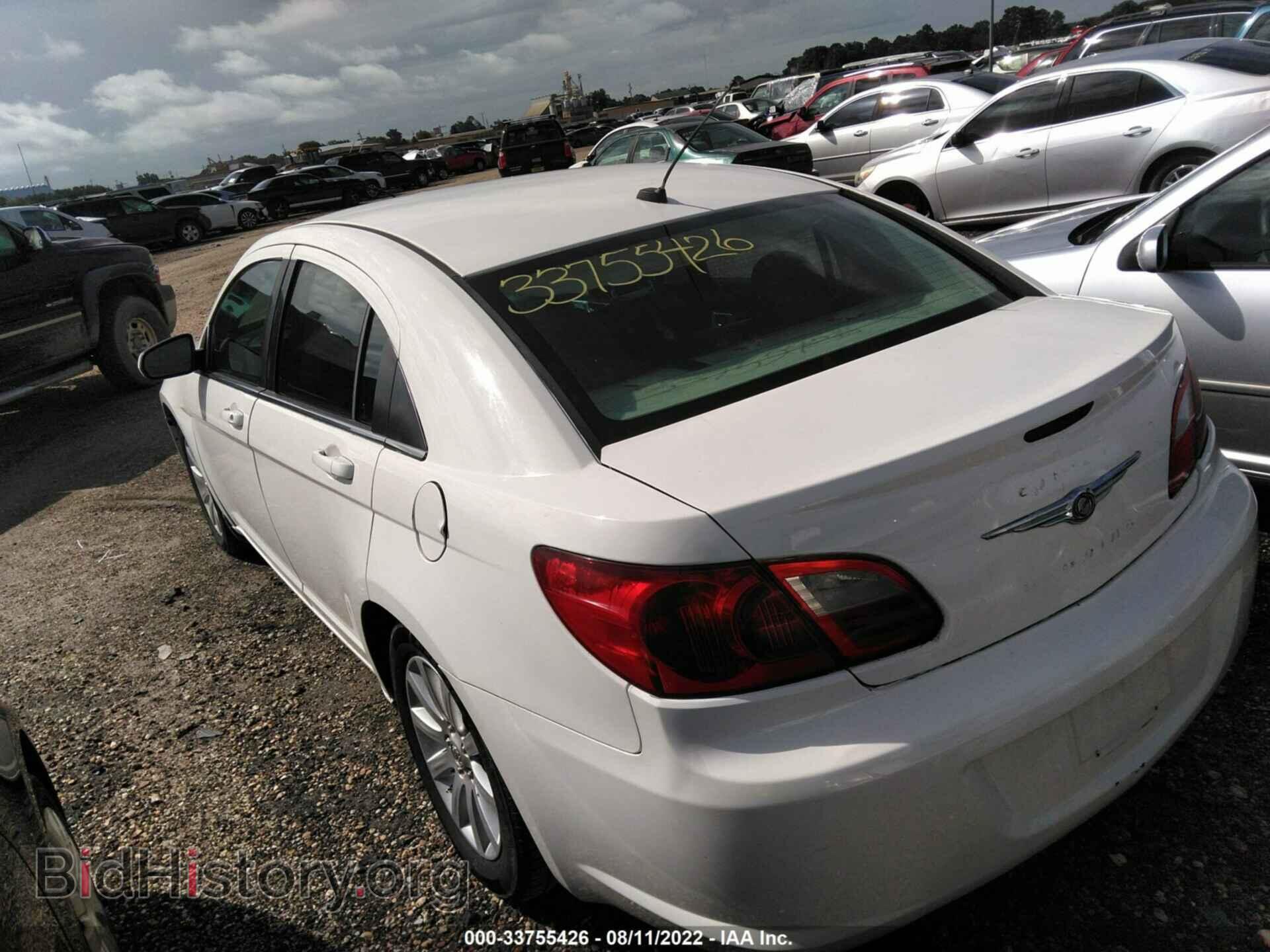 2010 CHRYSLER SEBRING - VIN: 1C3CC5FB3AN133693 - Фото 3