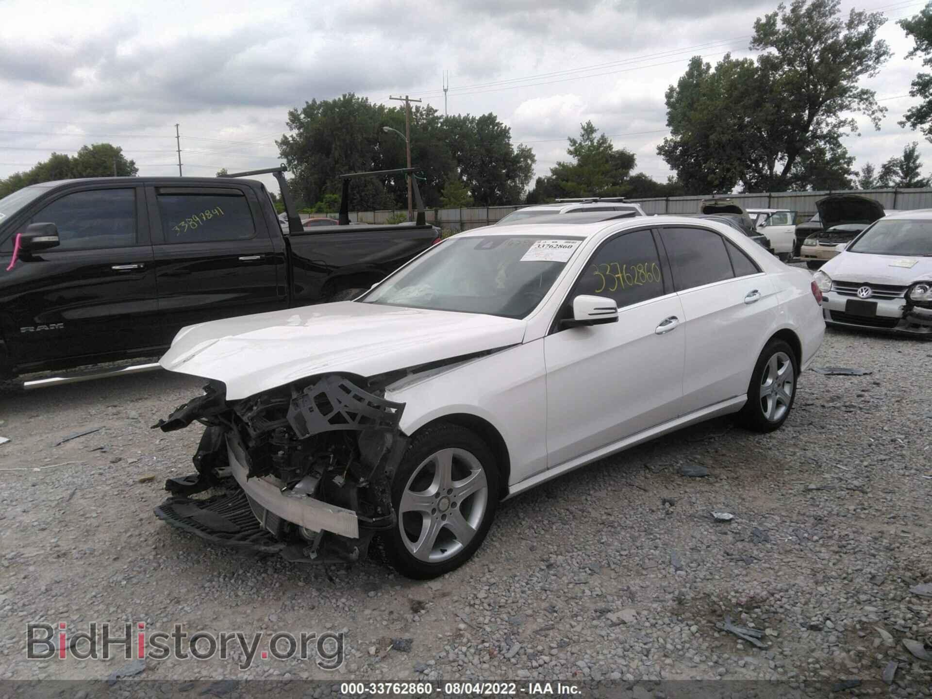2014 MERCEDES-BENZ E-CLASS - VIN: WDDHF5KB3EA912318 - Фото 2