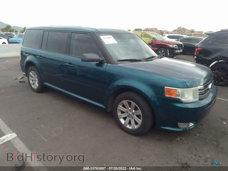2011 Ford FLEX SE (VIN 2FMGK5BC3BBD02618) — photo 1 of 11, IAAI