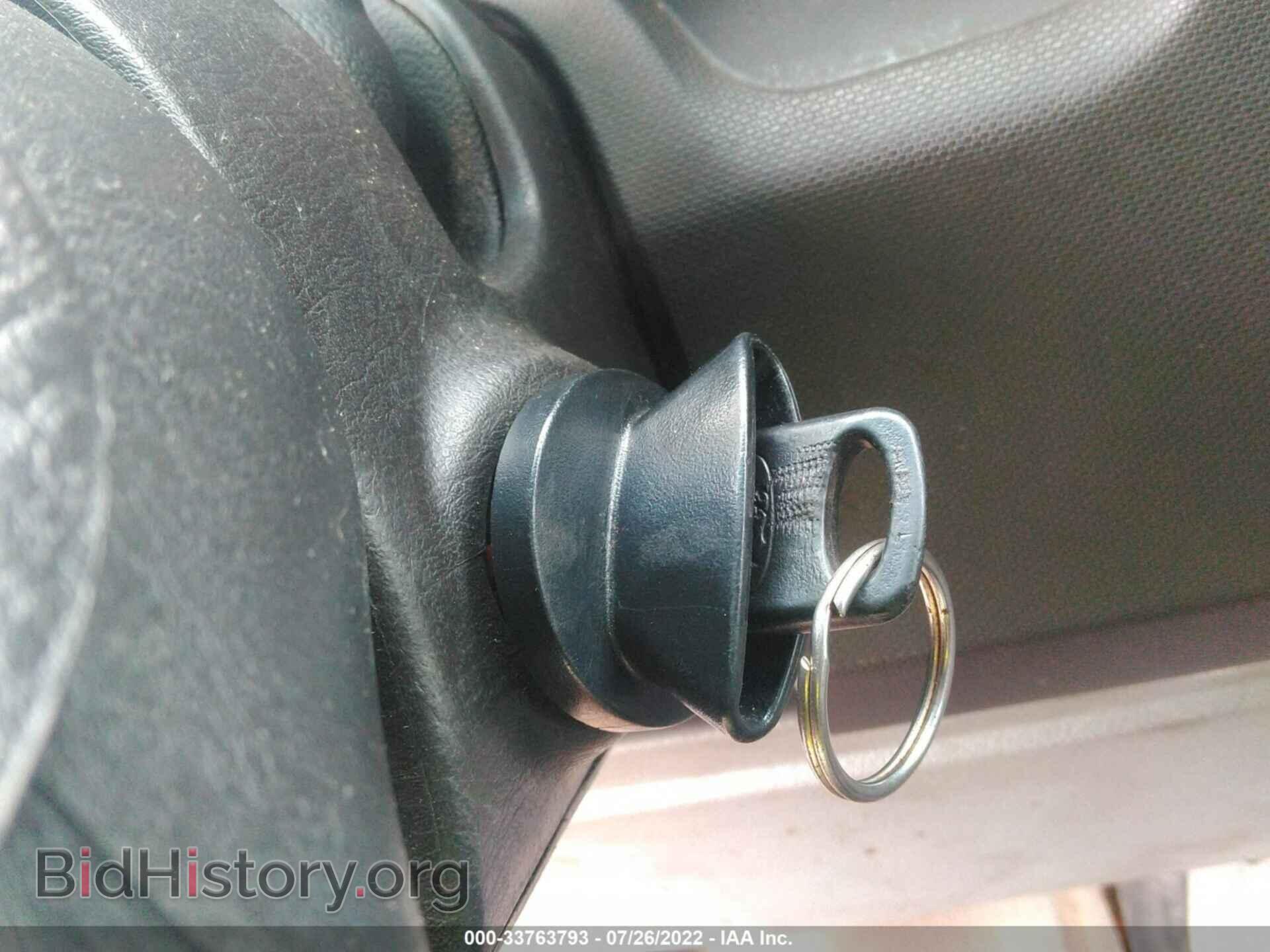 2010 FORD ECONOLINE CARGO VAN - VIN: 1FTNE1EW3ADA91401 - Фото 11