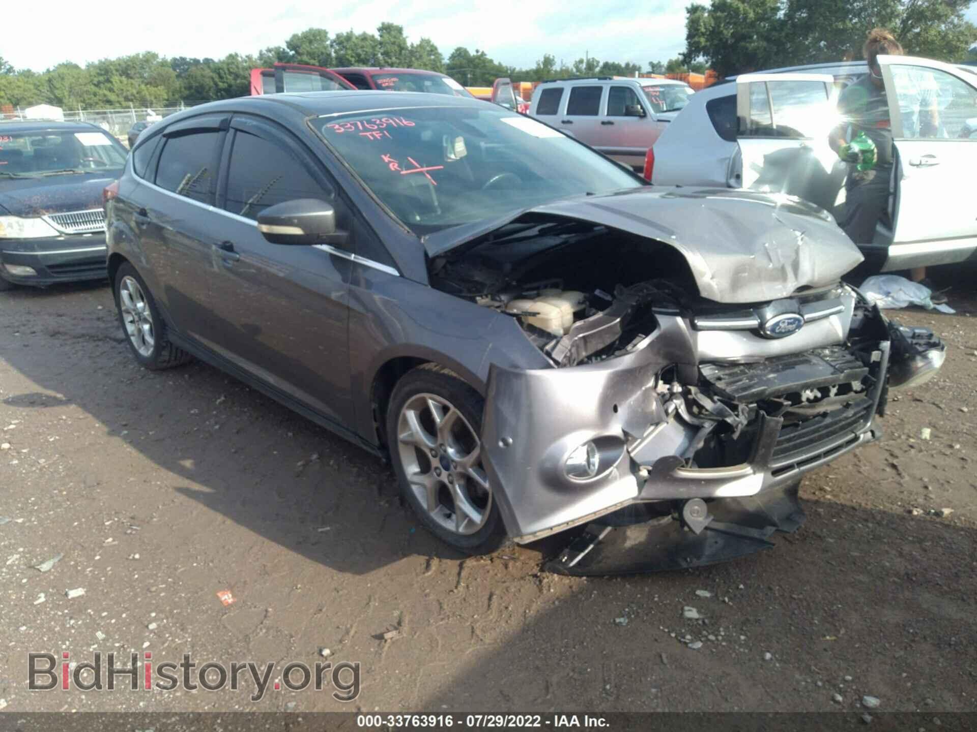 Фотография 1FAHP3M21CL297476 - FORD FOCUS 2012
