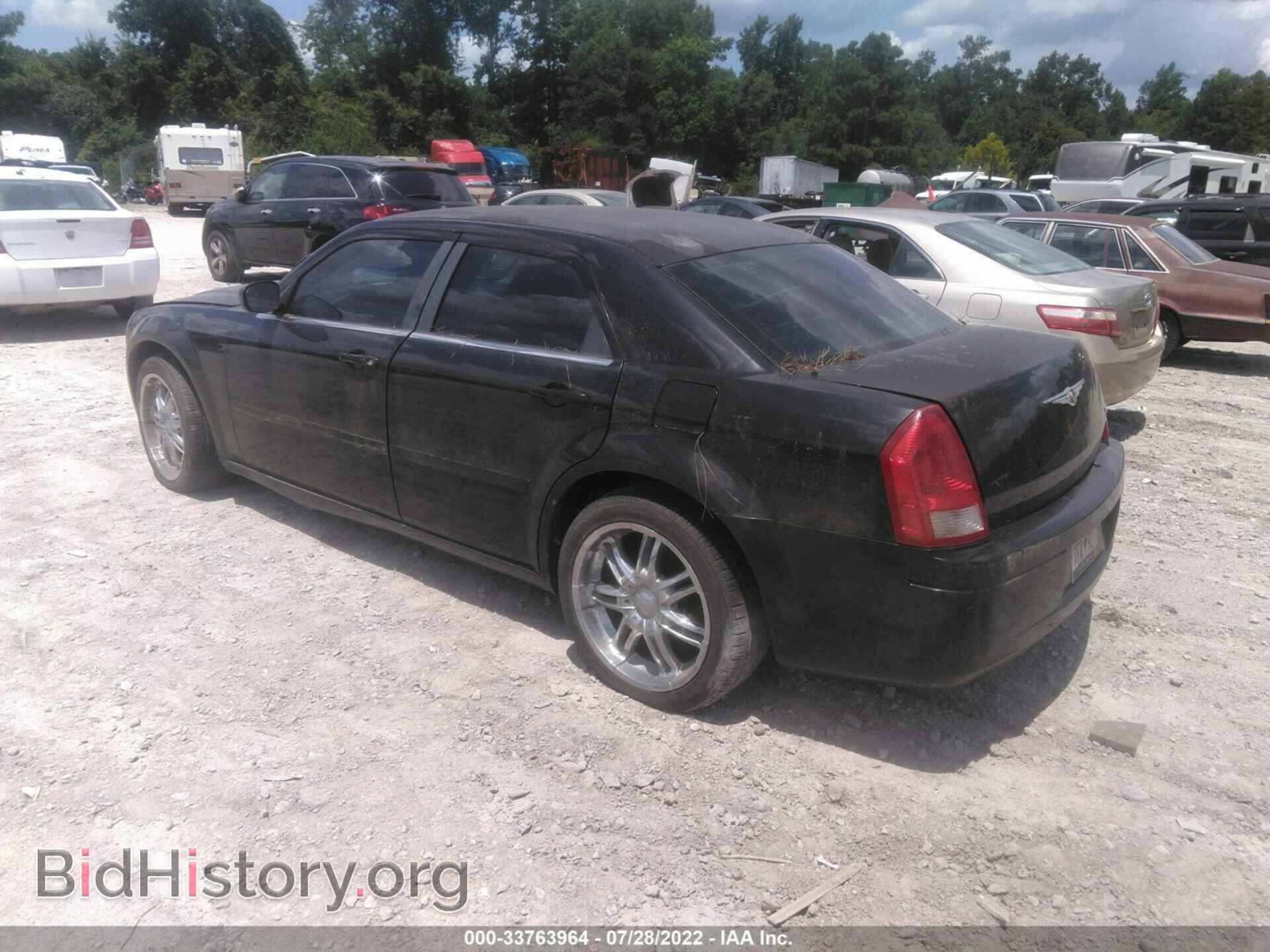 2006 CHRYSLER 300 - VIN: 2C3KA43R36H211452 - Фото 3