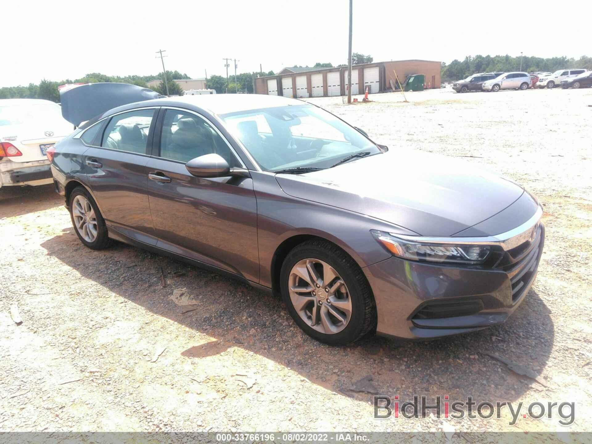 Photo 1HGCV1F11JA015558 - HONDA ACCORD SEDAN 2018