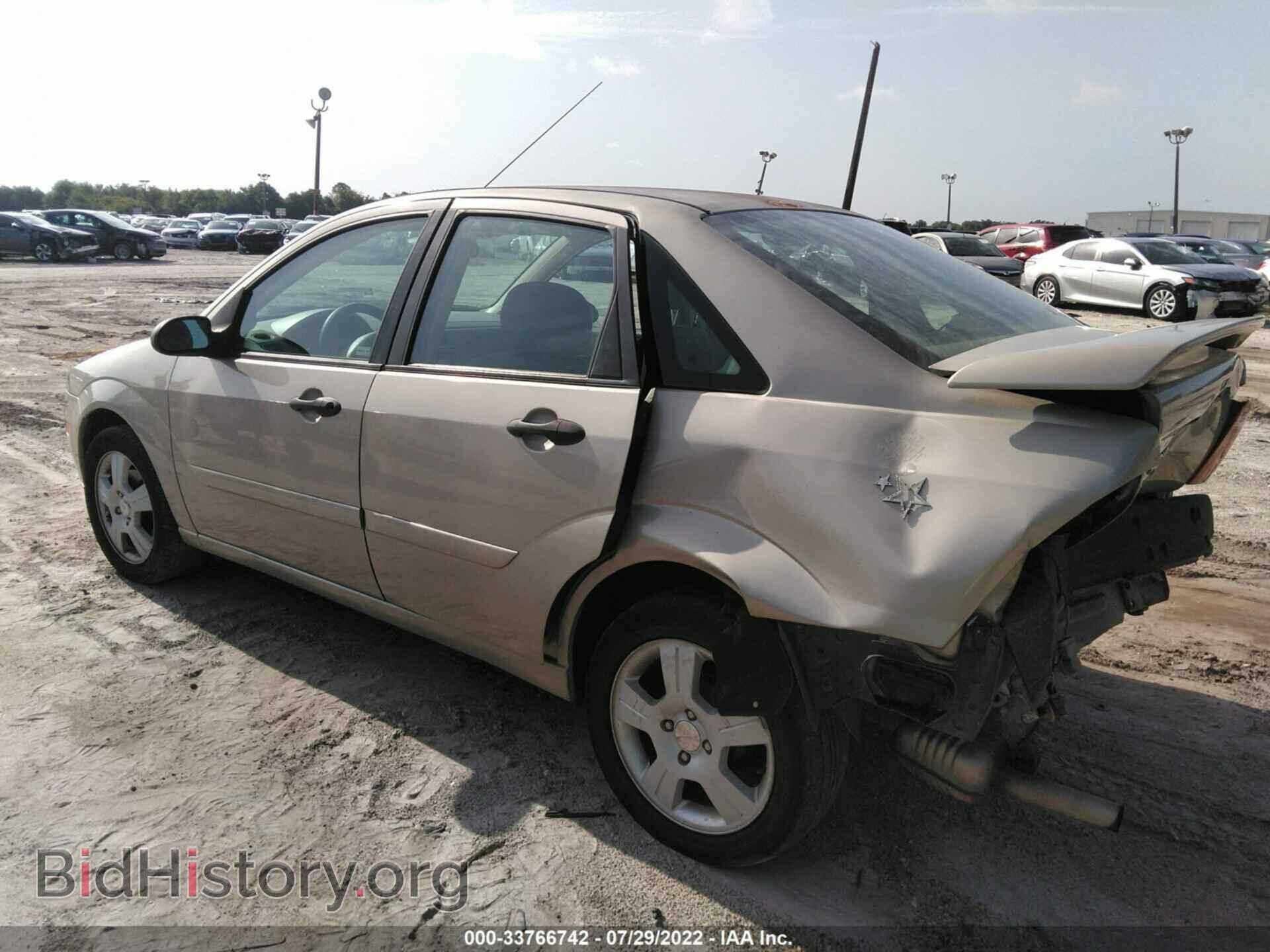 2007 FORD FOCUS - VIN: 1FAFP34N77W124258 - Фото 3