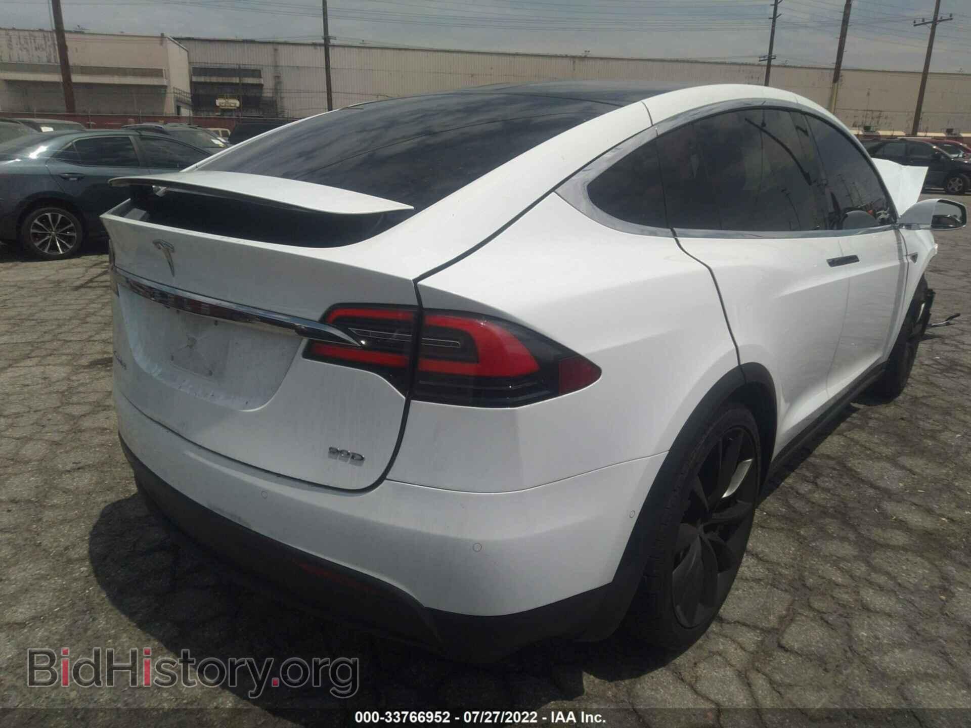 2016 TESLA MODEL X - VIN: 5YJXCBE27GF021032 - Photo 4