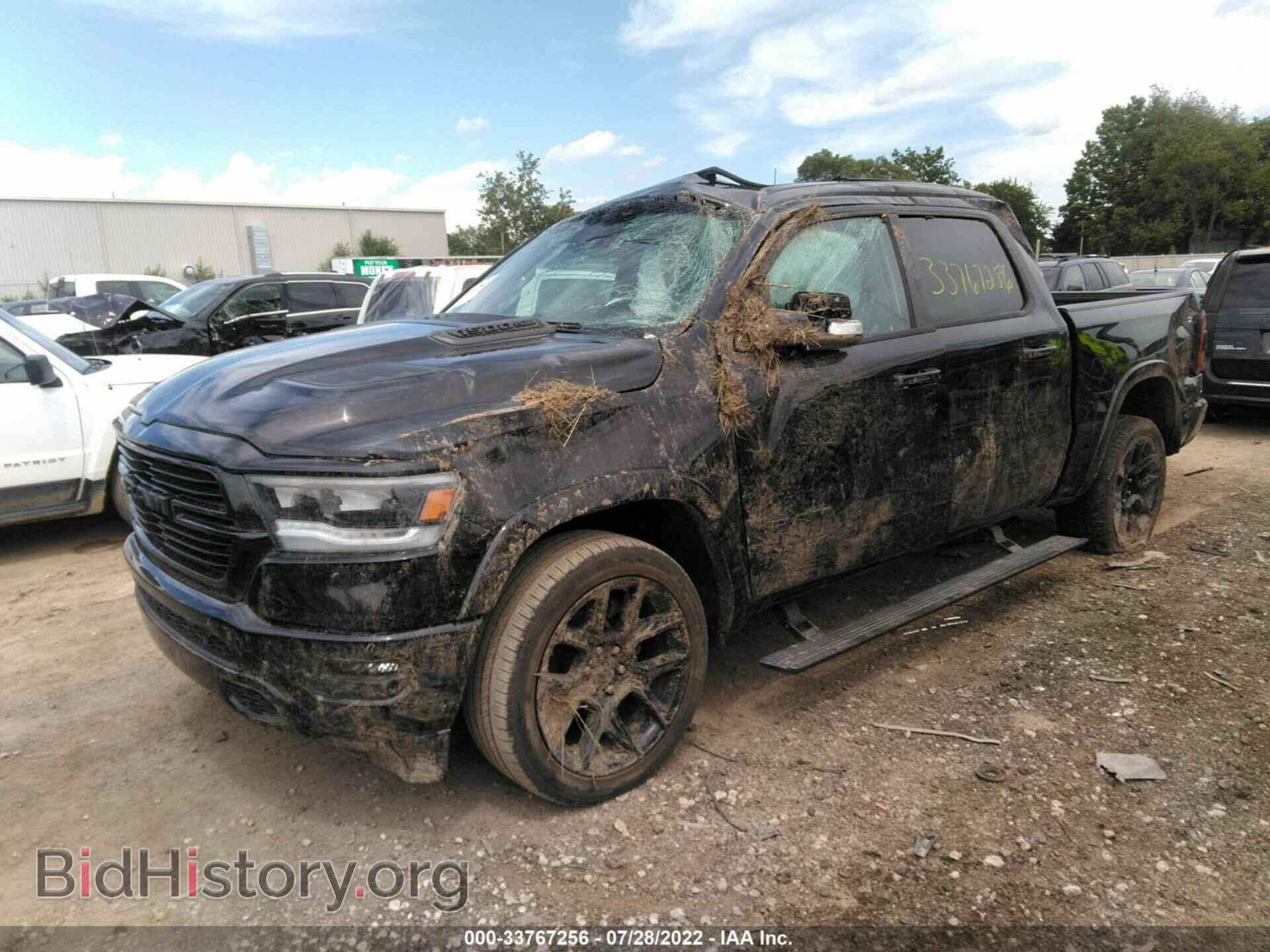 2021 RAM 1500 - VIN: 1C6SRFJT1MN596178 - Фото 2