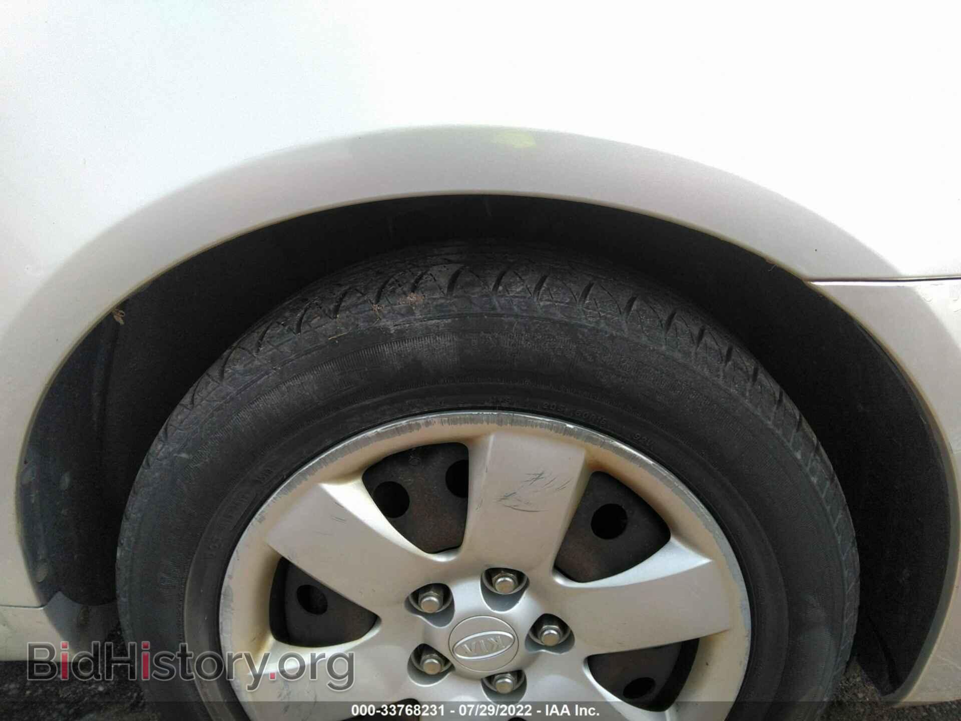 2009 KIA OPTIMA - VIN: KNAGE228695289476 - Фото 14