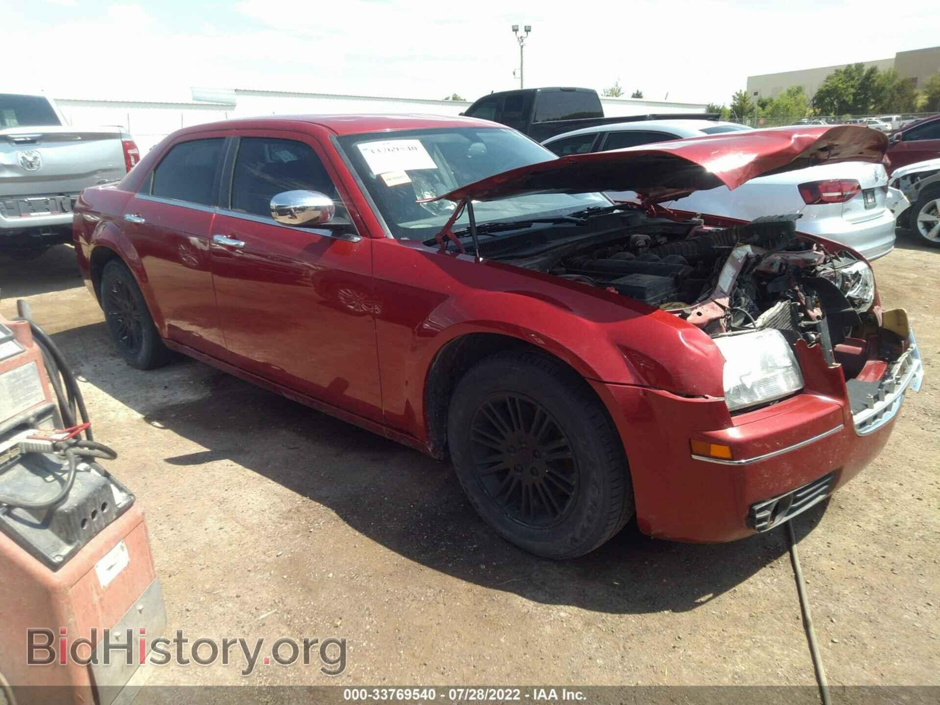 Photo 2C3CA4CD2AH106239 - CHRYSLER 300 2010