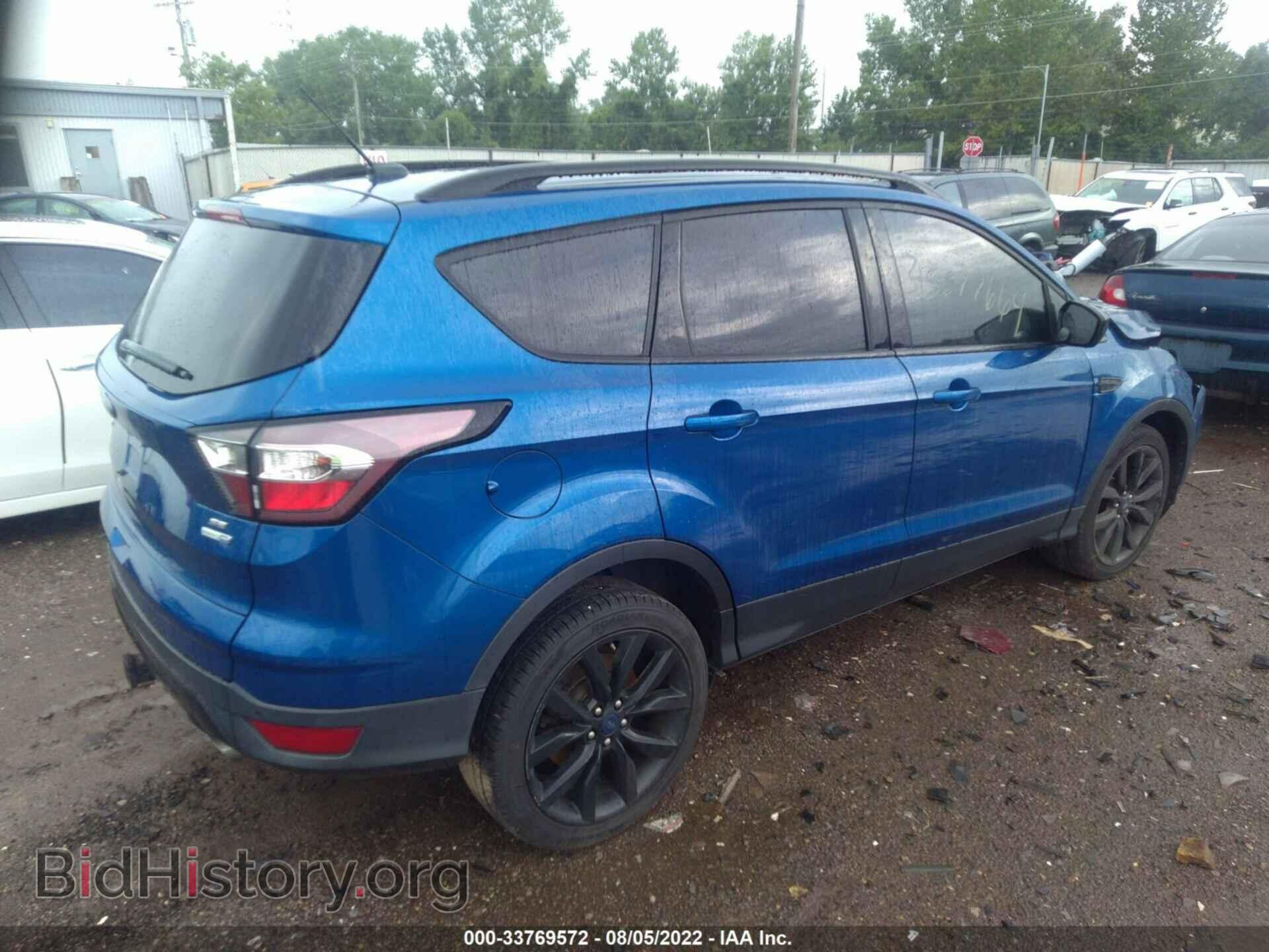 2017 FORD ESCAPE - VIN: 1FMCU9G99HUB76135 - Photo 4