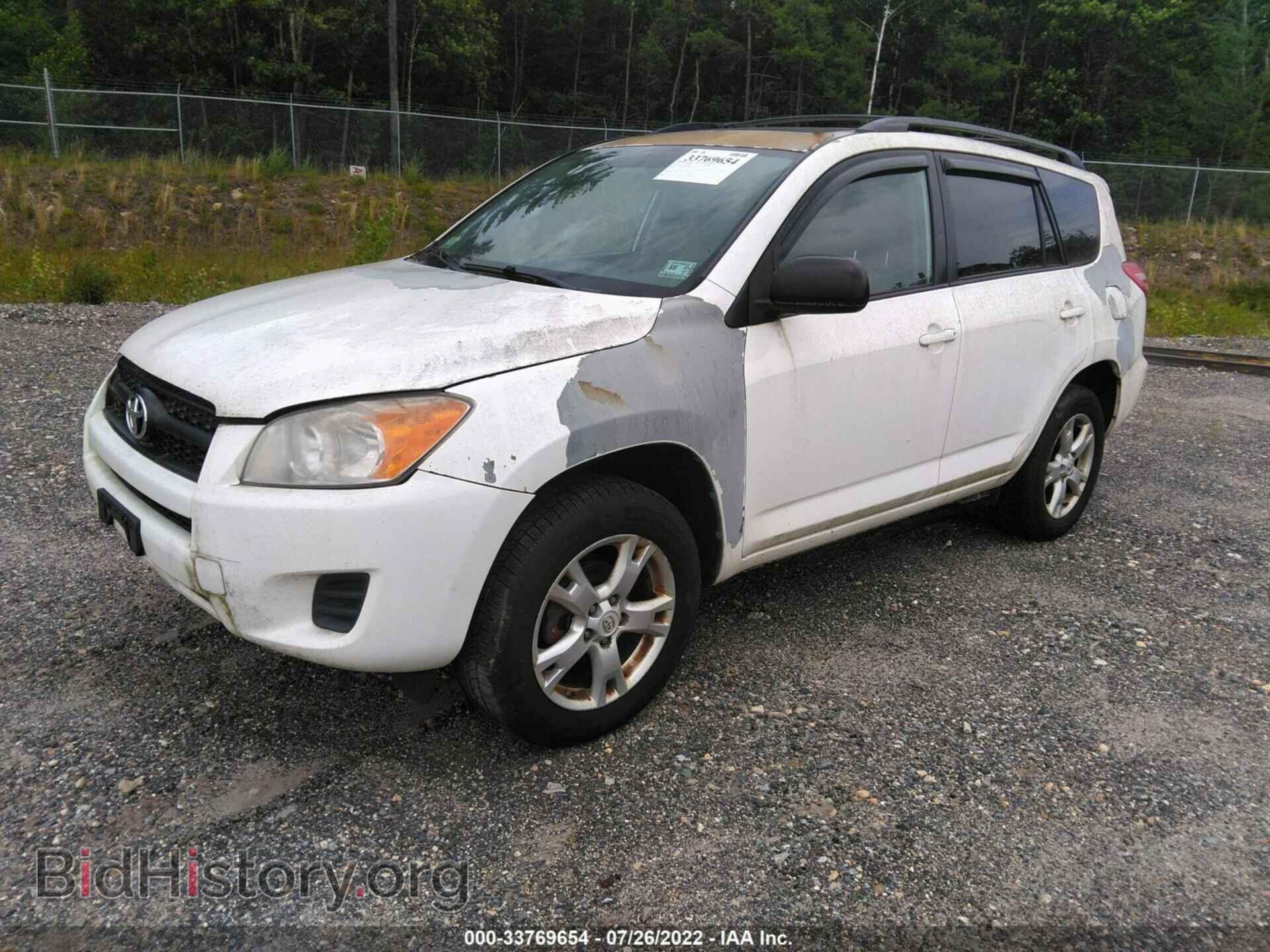 2011 TOYOTA RAV4 - VIN: 2T3BF4DV2BW083059 - Фото 2