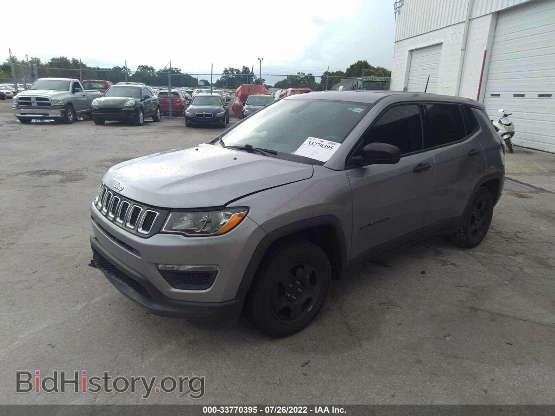 2017 JEEP COMPASS - VIN: 3C4NJCAB4HT697496 - Фото 2