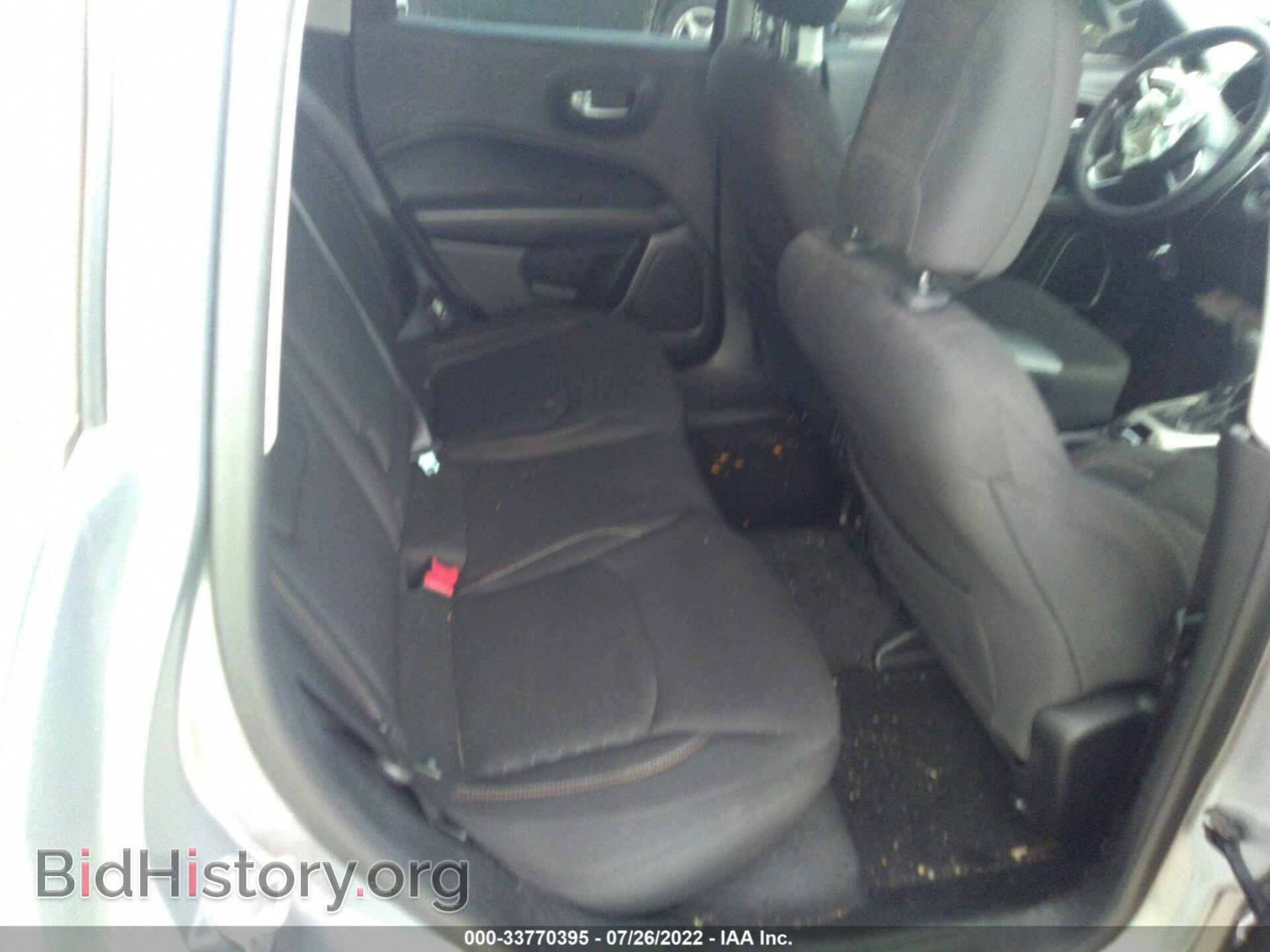 2017 JEEP COMPASS - VIN: 3C4NJCAB4HT697496 - Фото 8
