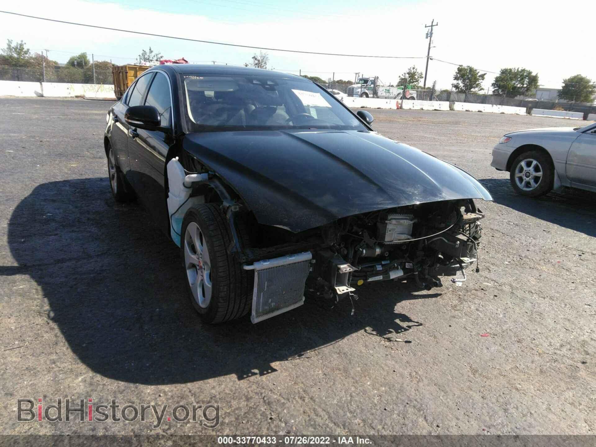 Photo SAJAR4FX6JCP33838 - JAGUAR XE 2018