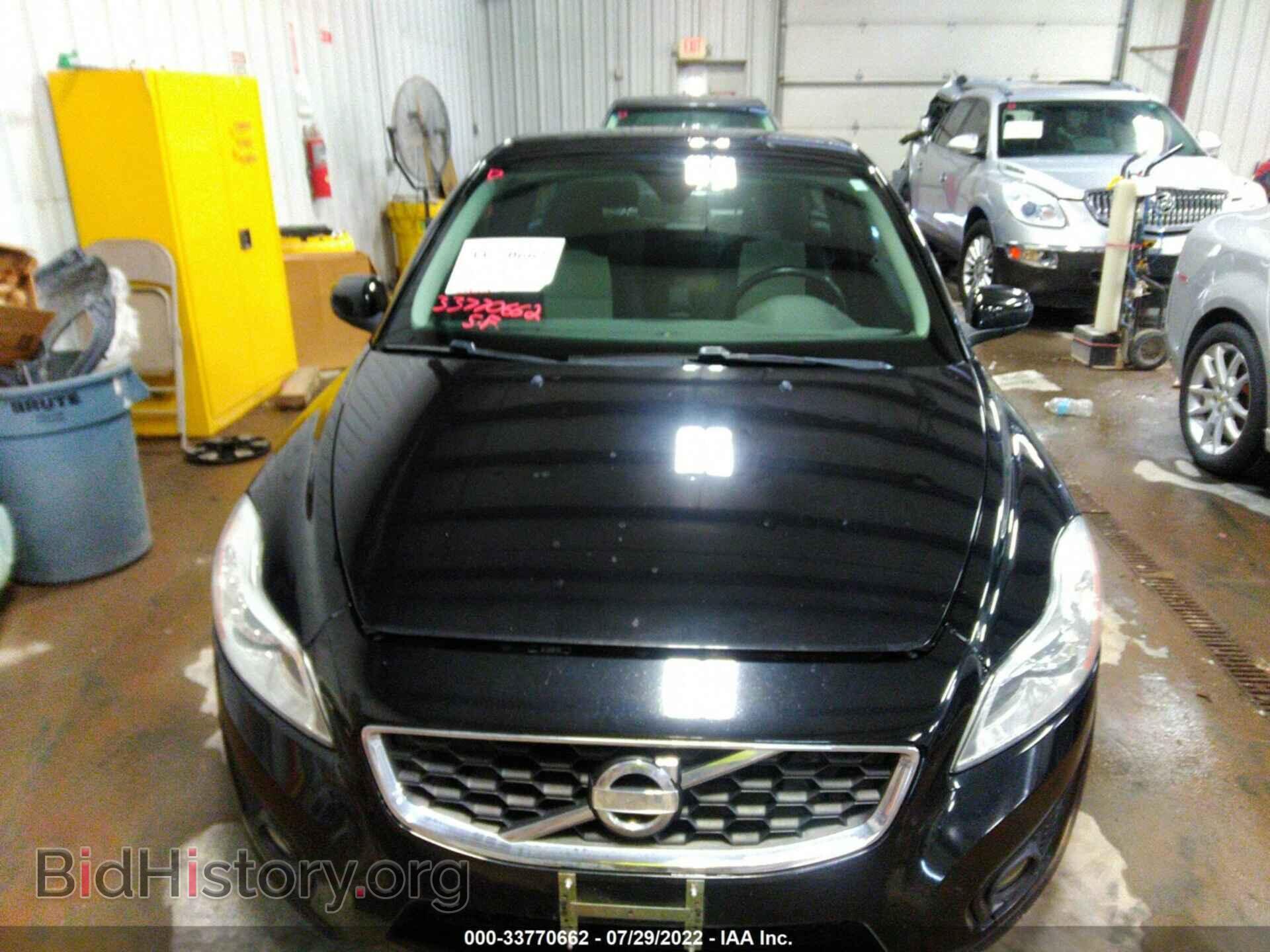 2011 VOLVO C30 - VIN: YV1672MKXB2232118 - Фото 6